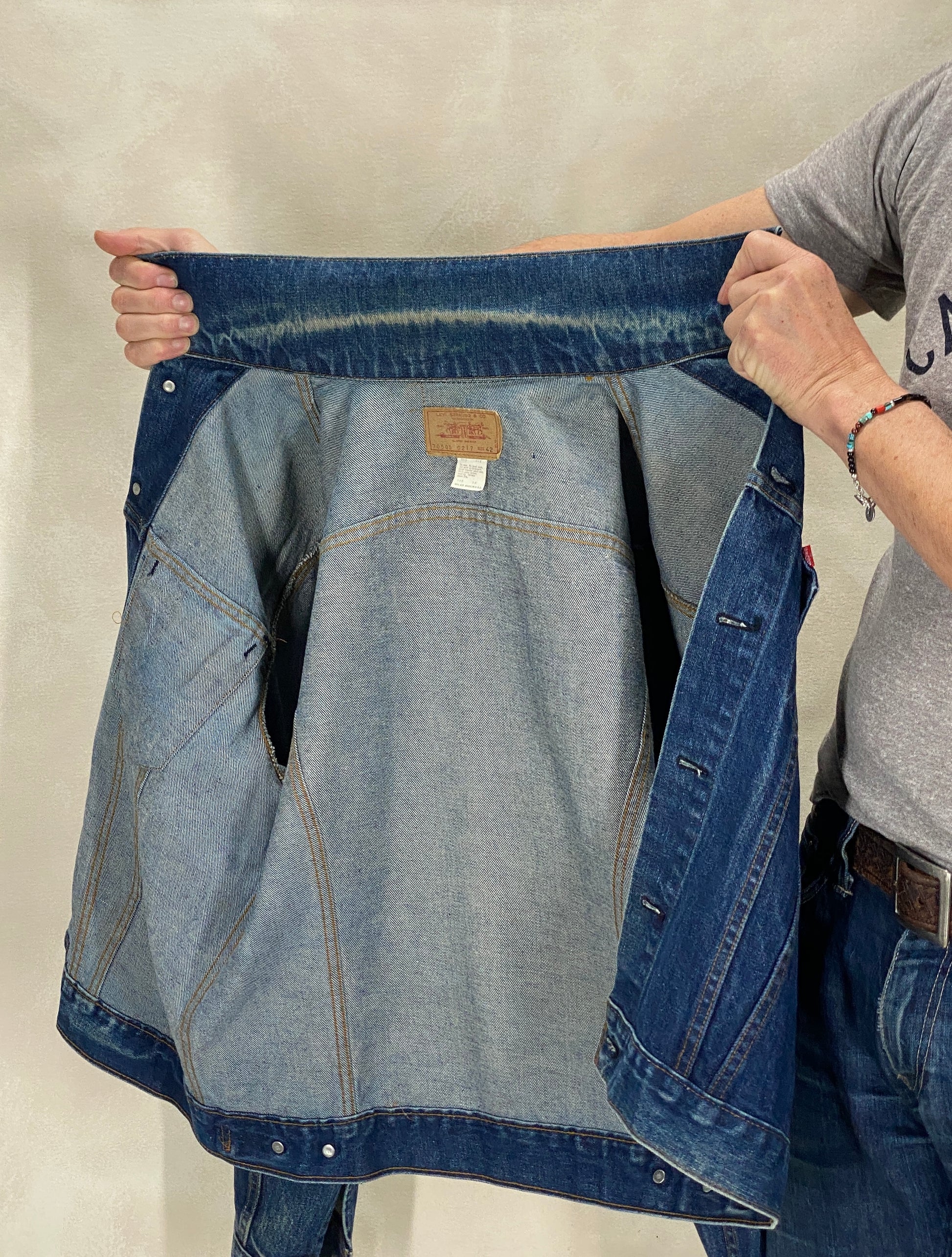 Size 42US / 52EU Vintage late 70s 70505 Levis 2 pockets made in USA - USA Vintage Bcn