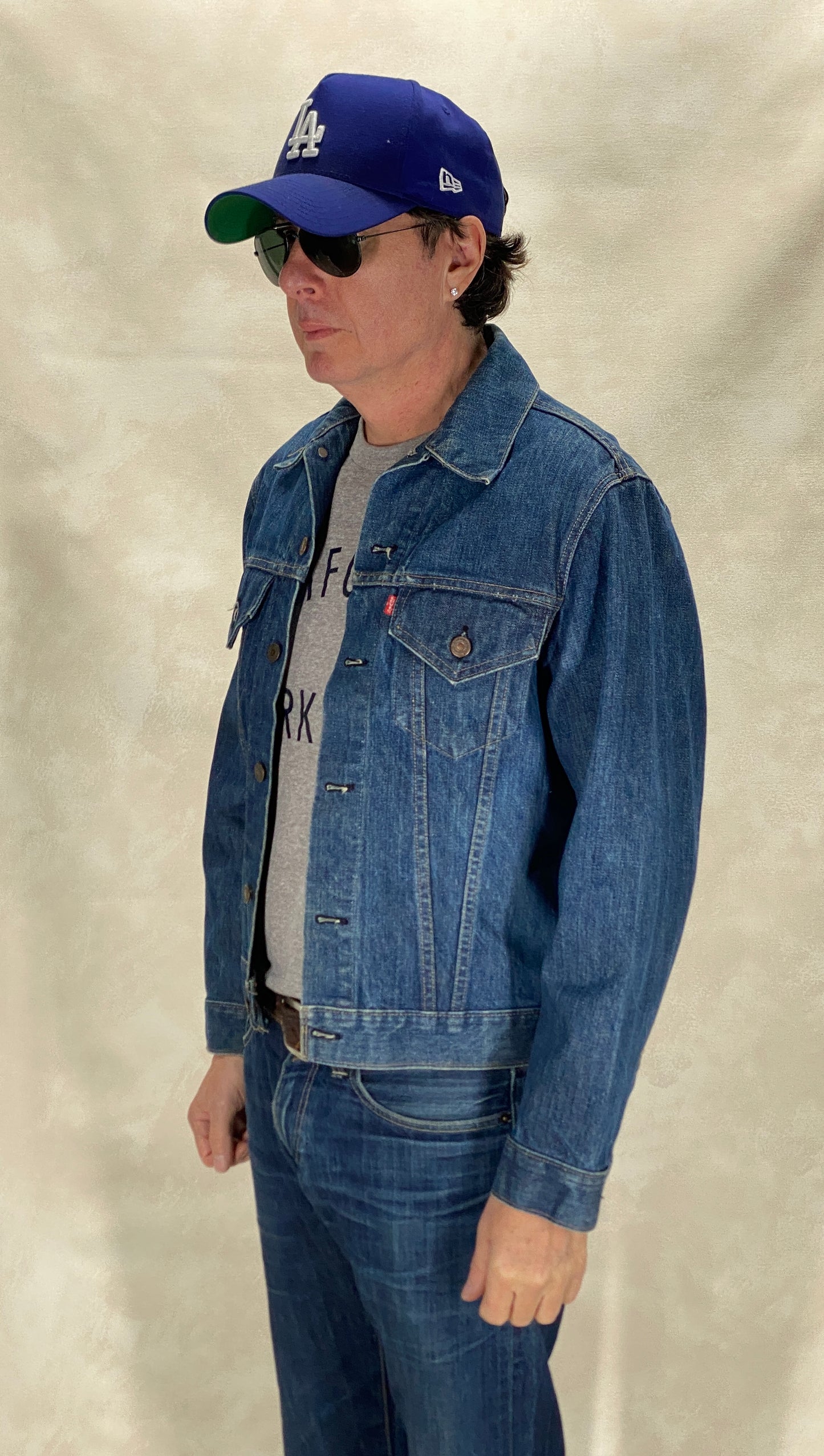 Size 40US / 50EU. Vintage late 70s 70505 Levis 2 pockets made in USA