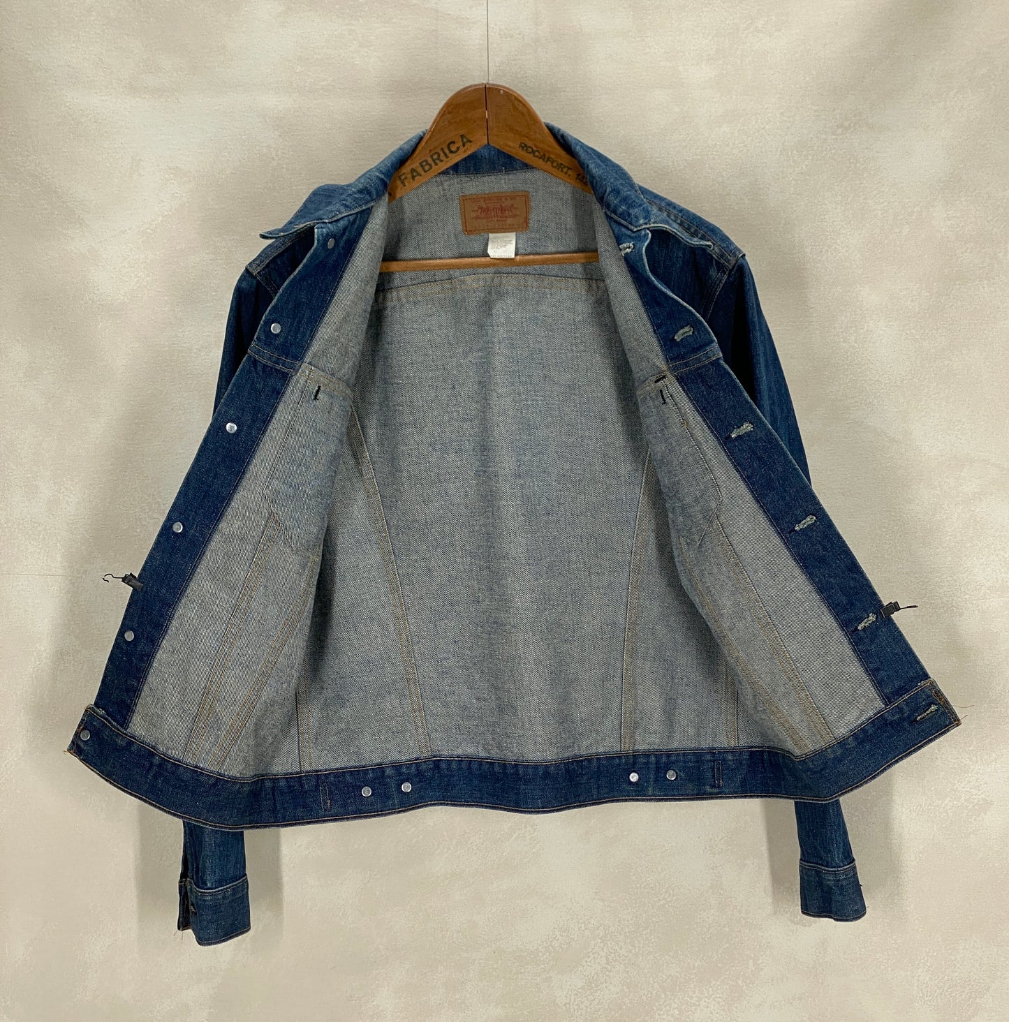 Size 40US / 50EU. Vintage late 70s 70505 Levis 2 pockets made in USA