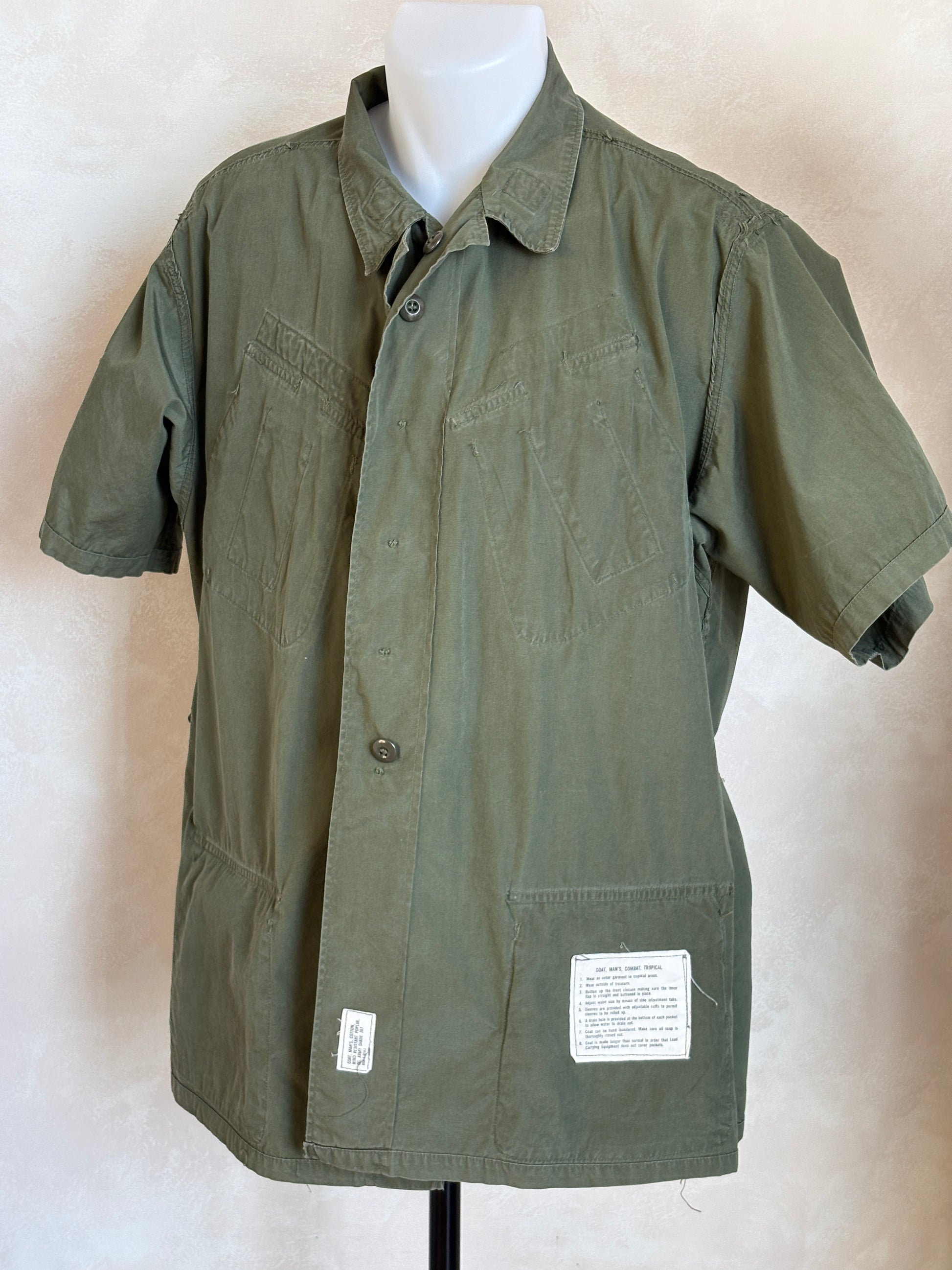 Size Large Reg. 2nd second pattern 1965 jungle jacket Vietnam war era - USA Vintage Bcn