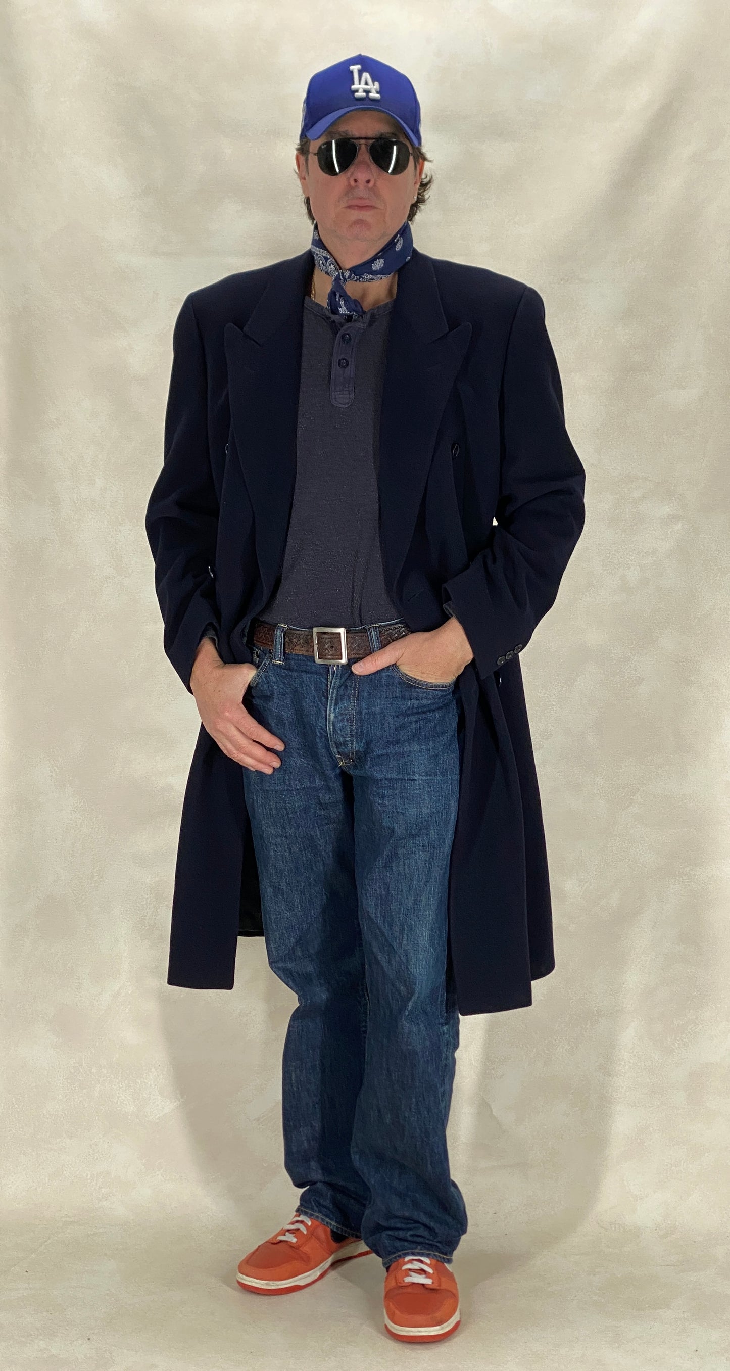 Size 52 EU  Vintage dark blue Burberrys Cashmere Overcoat – Double Breasted Classic.
