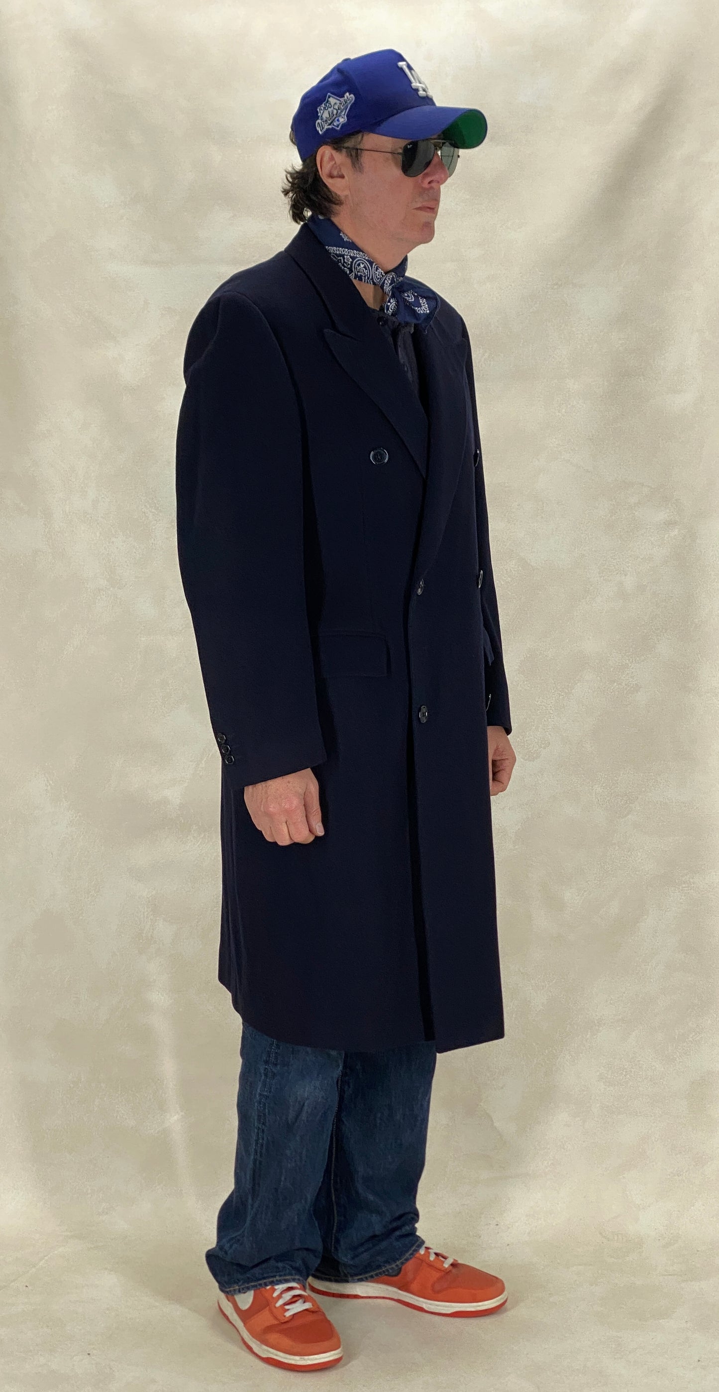 Size 52 EU  Vintage dark blue Burberrys Cashmere Overcoat – Double Breasted Classic.