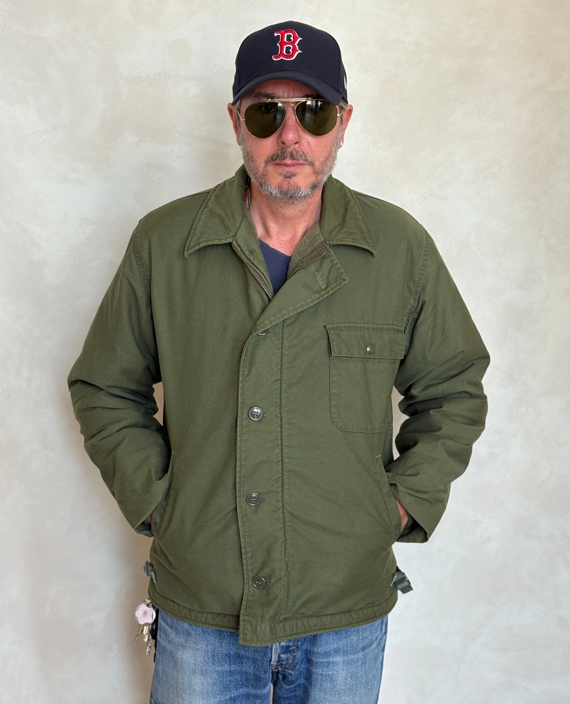 Large. Authentic Vintage 1973 A2 US Navy deck jacket. USN - USA Vintage Bcn