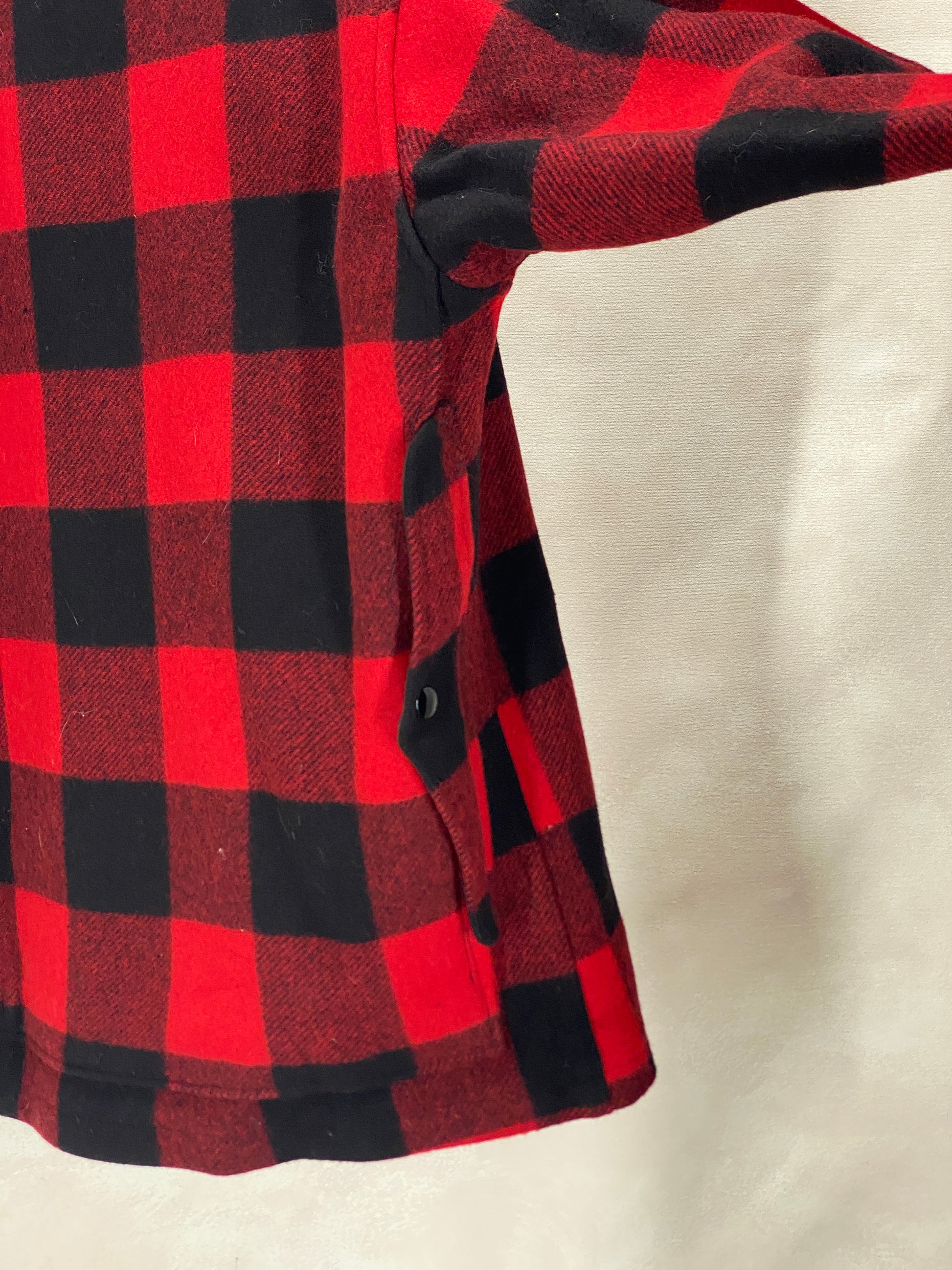Size Medium- Vintage 60s Pendleton Buffalo Plaid Wool Jacket - USA Vintage Bcn