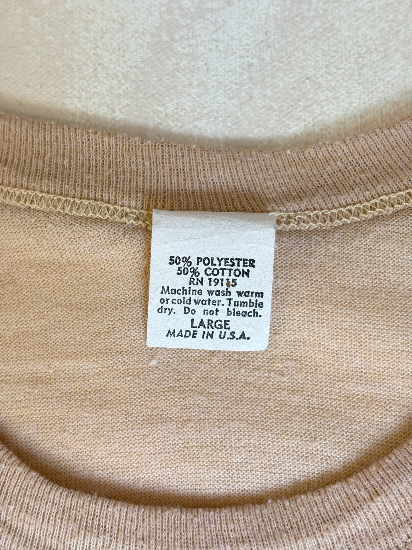 Size Large. Vintage 1980s FM Radio T-Shirt