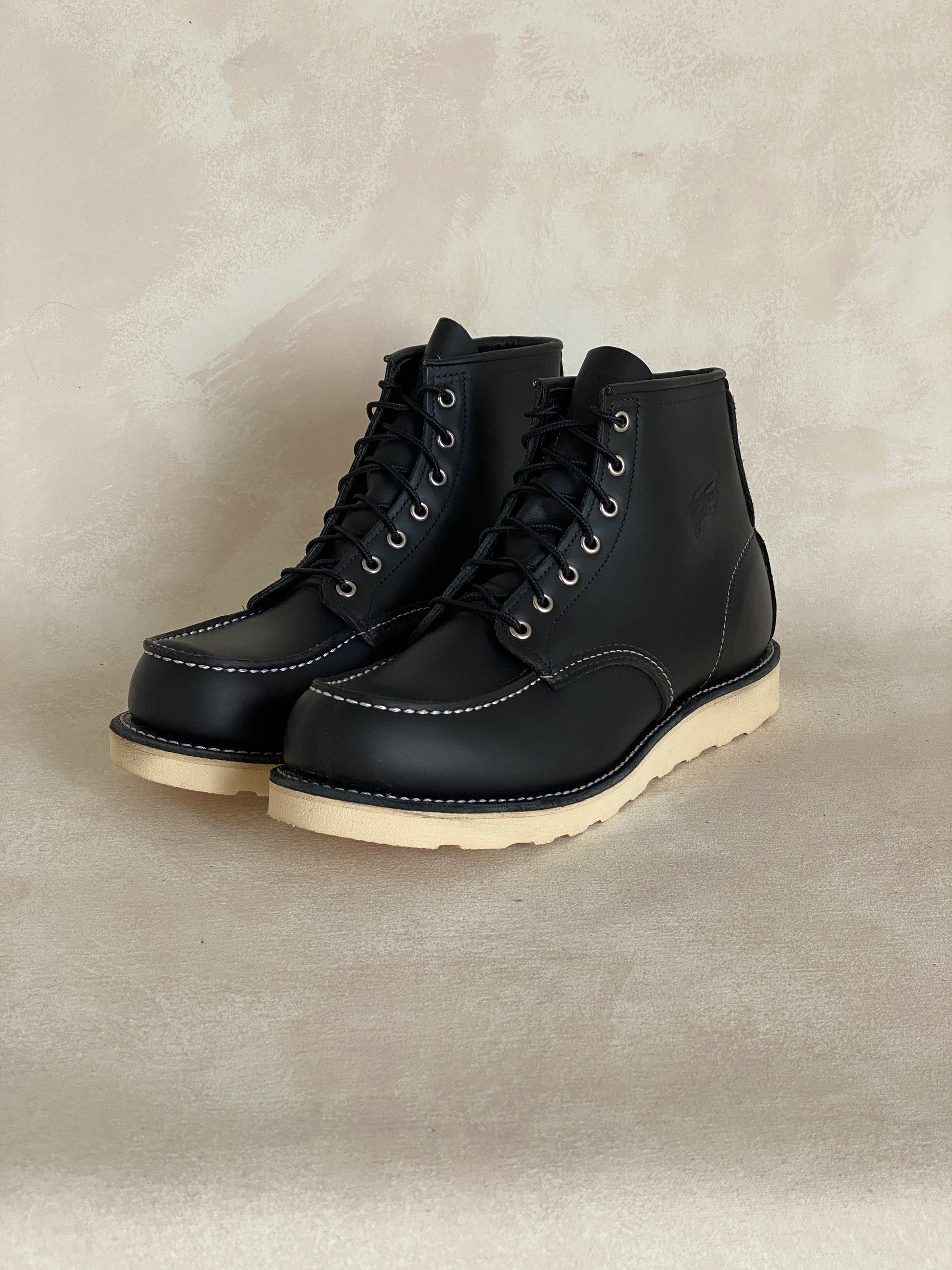 Size 10D / 43EU Red Wing 8130 Moc Toe Black Boots Made in USA (Second) - USA Vintage Bcn