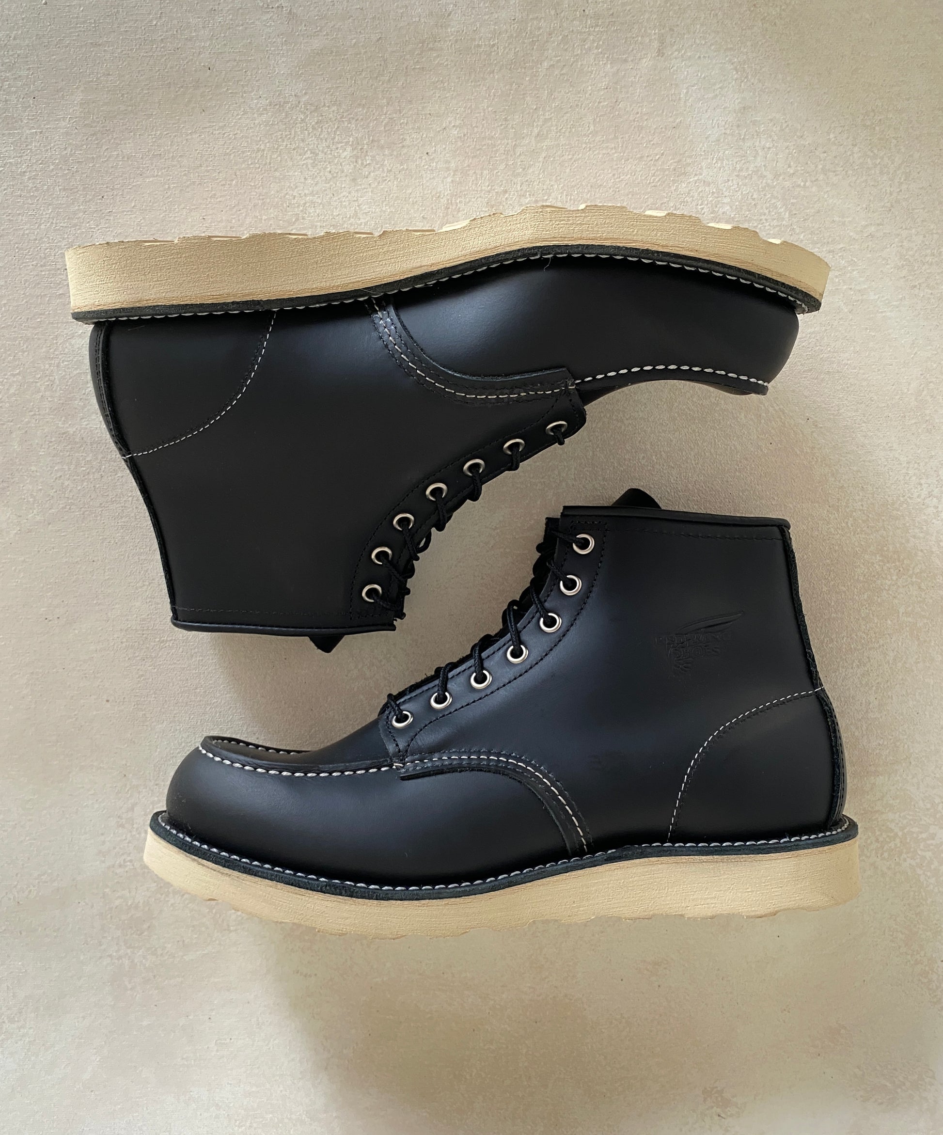 Size 10D / 43EU Red Wing 8130 Moc Toe Black Boots Made in USA (Second) - USA Vintage Bcn