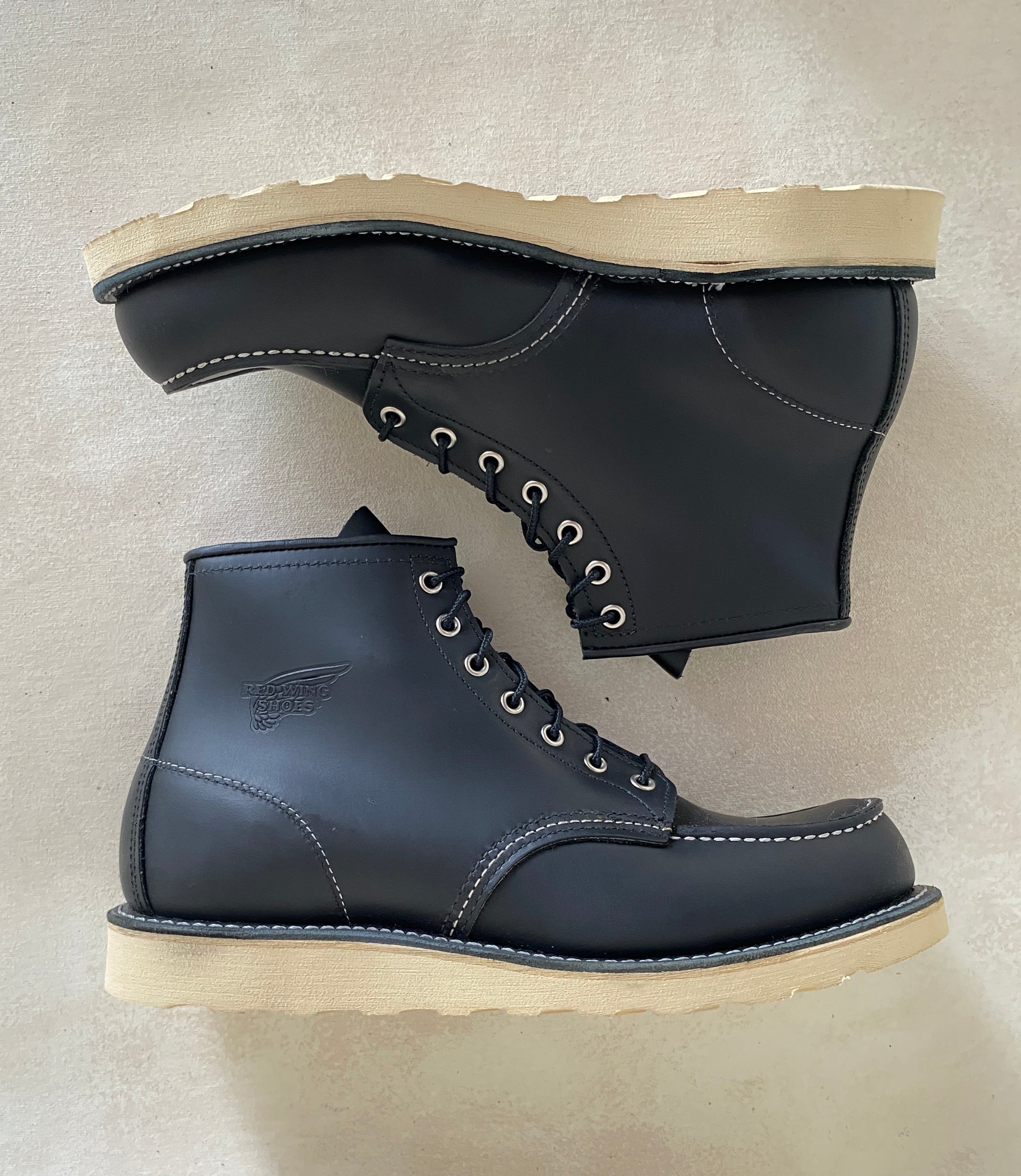 Size 10D / 43EU Red Wing 8130 Moc Toe Black Boots Made in USA (Second) - USA Vintage Bcn