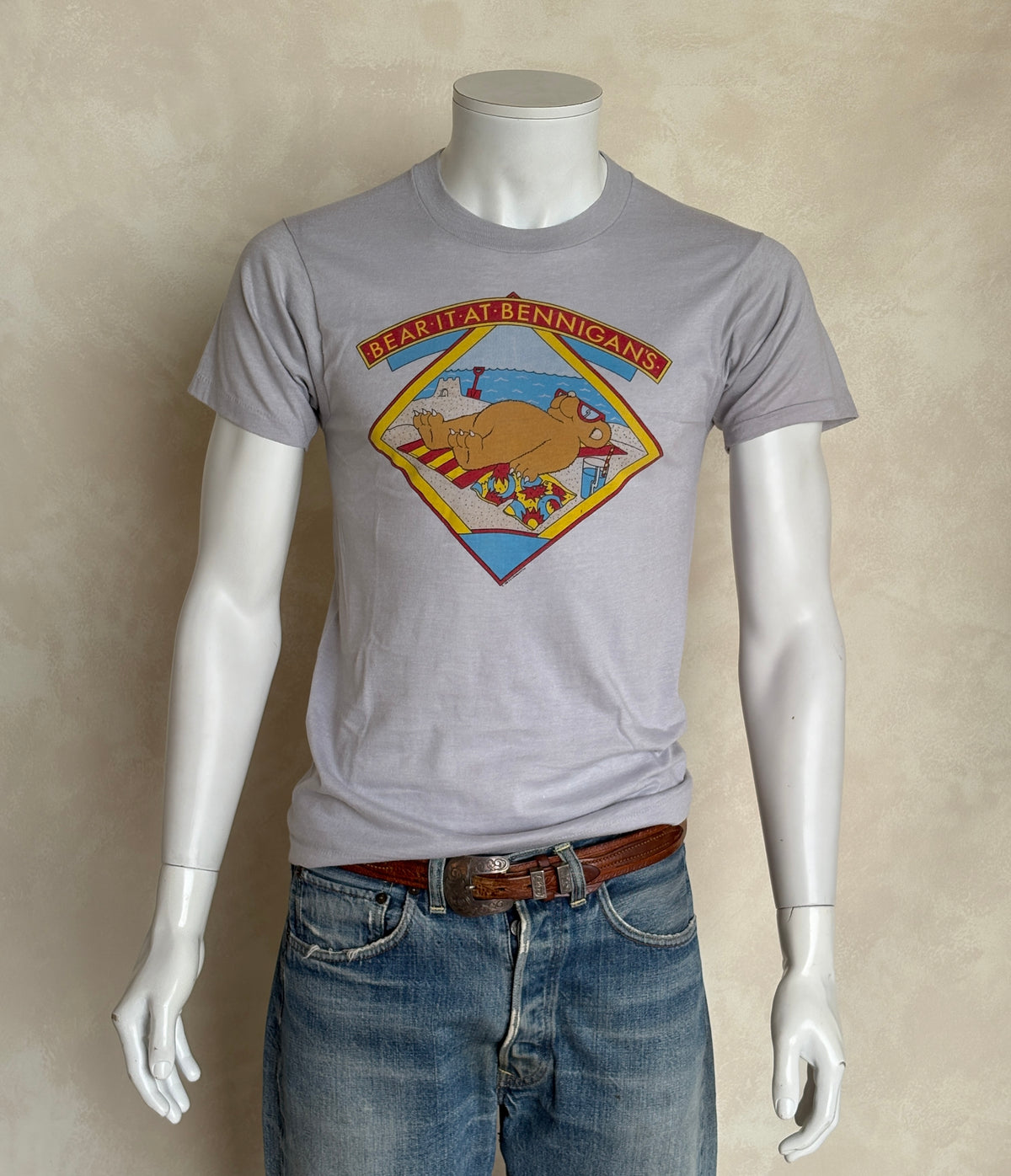Vintage 80s T-Shirt – Size Small – Made in USA – Classic American Heritage Tee-AJ357 Studio