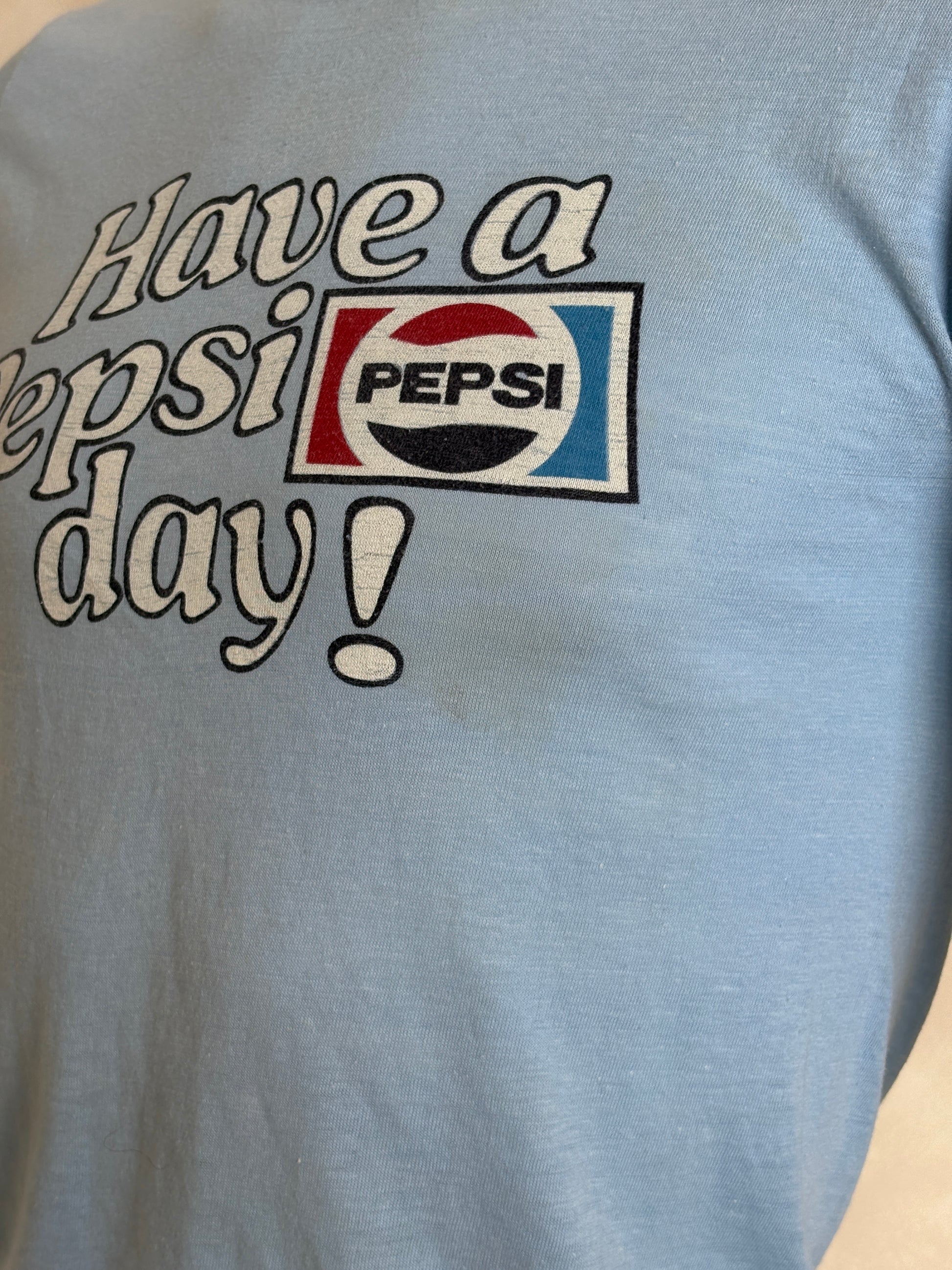 Small. 80s distressed vintage Pepsi-Cola t shirt - USA Vintage Bcn