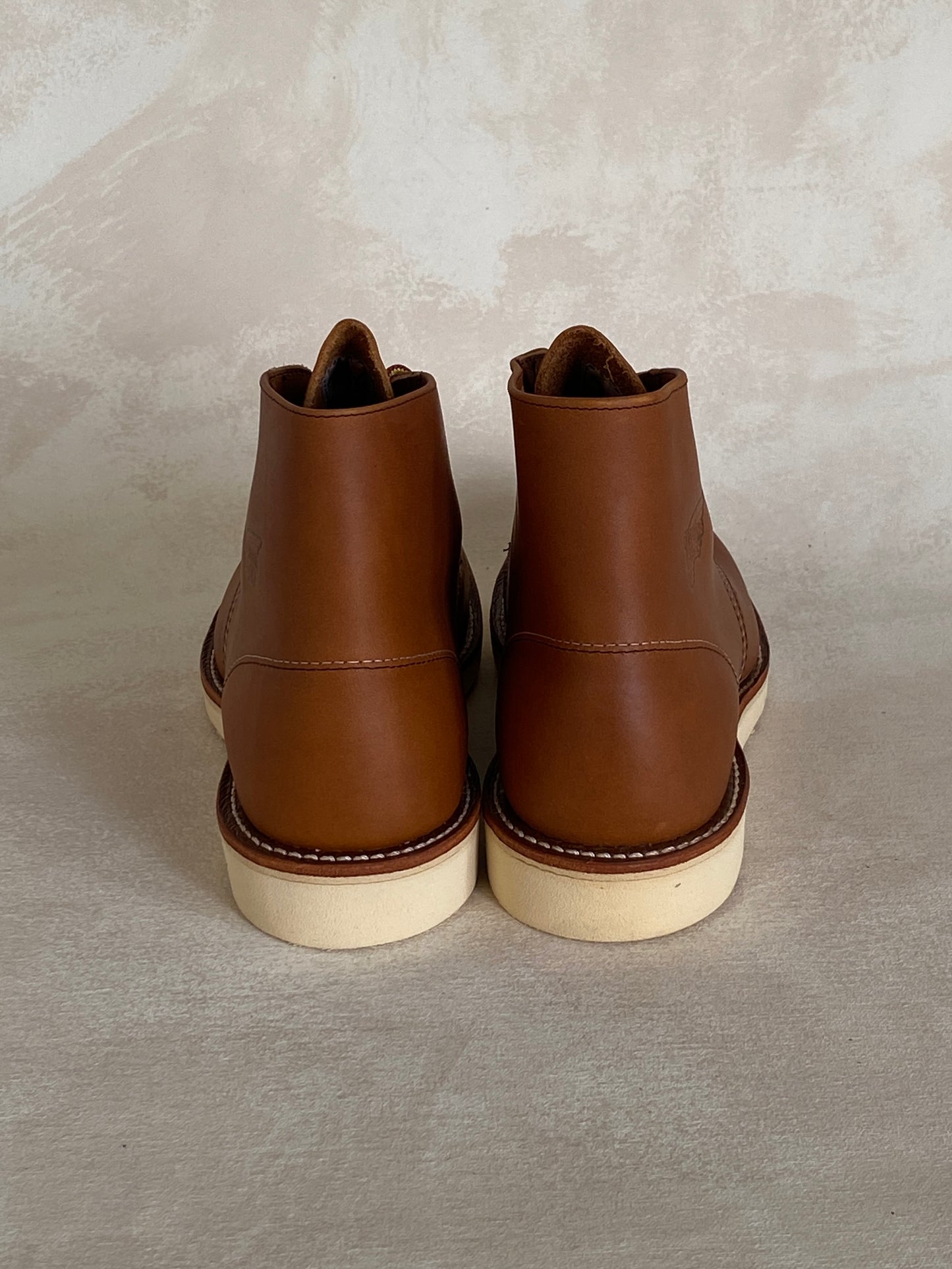 Size 8.5D / 41.5 Red Wing Heritage Classic Round Toe 9107 Boots Made in USA (Second) - USA Vintage Bcn