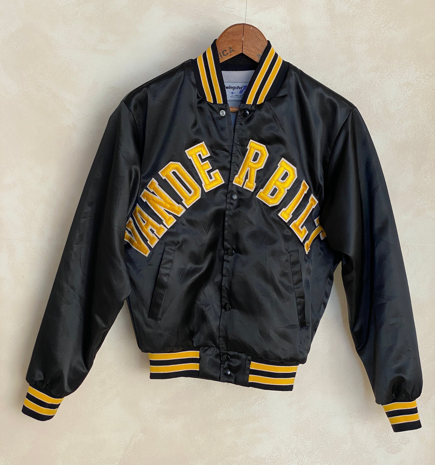 Size Small .80s Vintage Vanderbild Nylon jacket Made in USA - USA Vintage Bcn