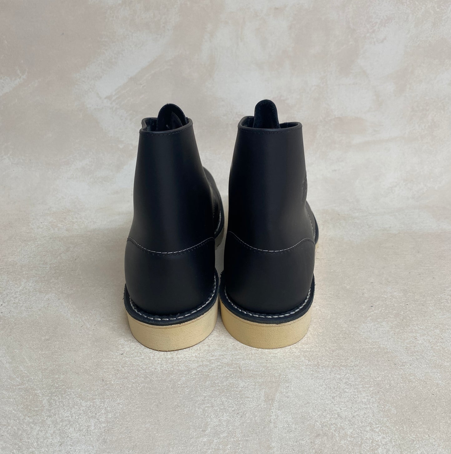 Size 10D (43 EU) RED WING 8165 Classic 6 Inch Round Toe Black Leather Boot - USA Vintage Bcn