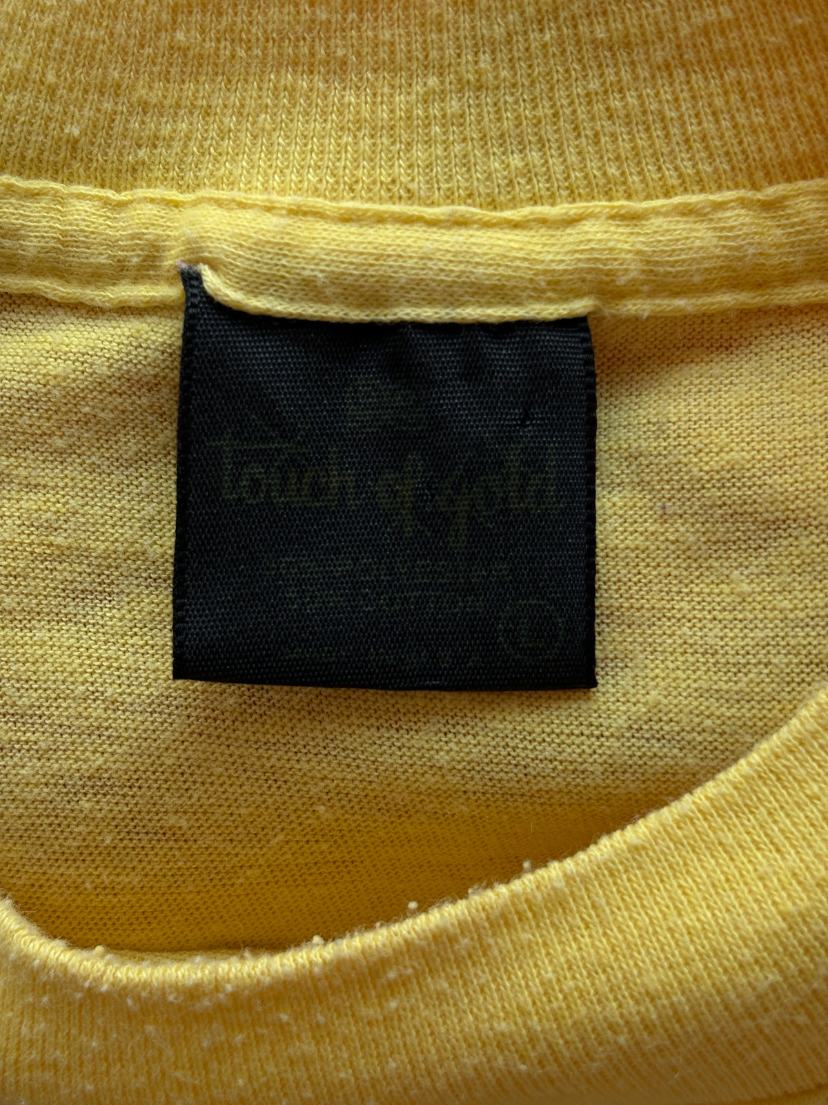 Vintage 80s Single Stitch Elephant Memory Systems tee – rare 80s computer supply promo with classic nerd humor. Med-AJ357 Studio