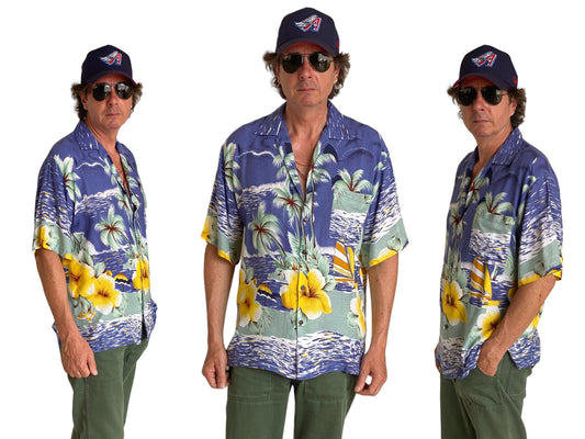 Size Large. Vintage 90s Hawaiian shirt - USA Vintage Bcn