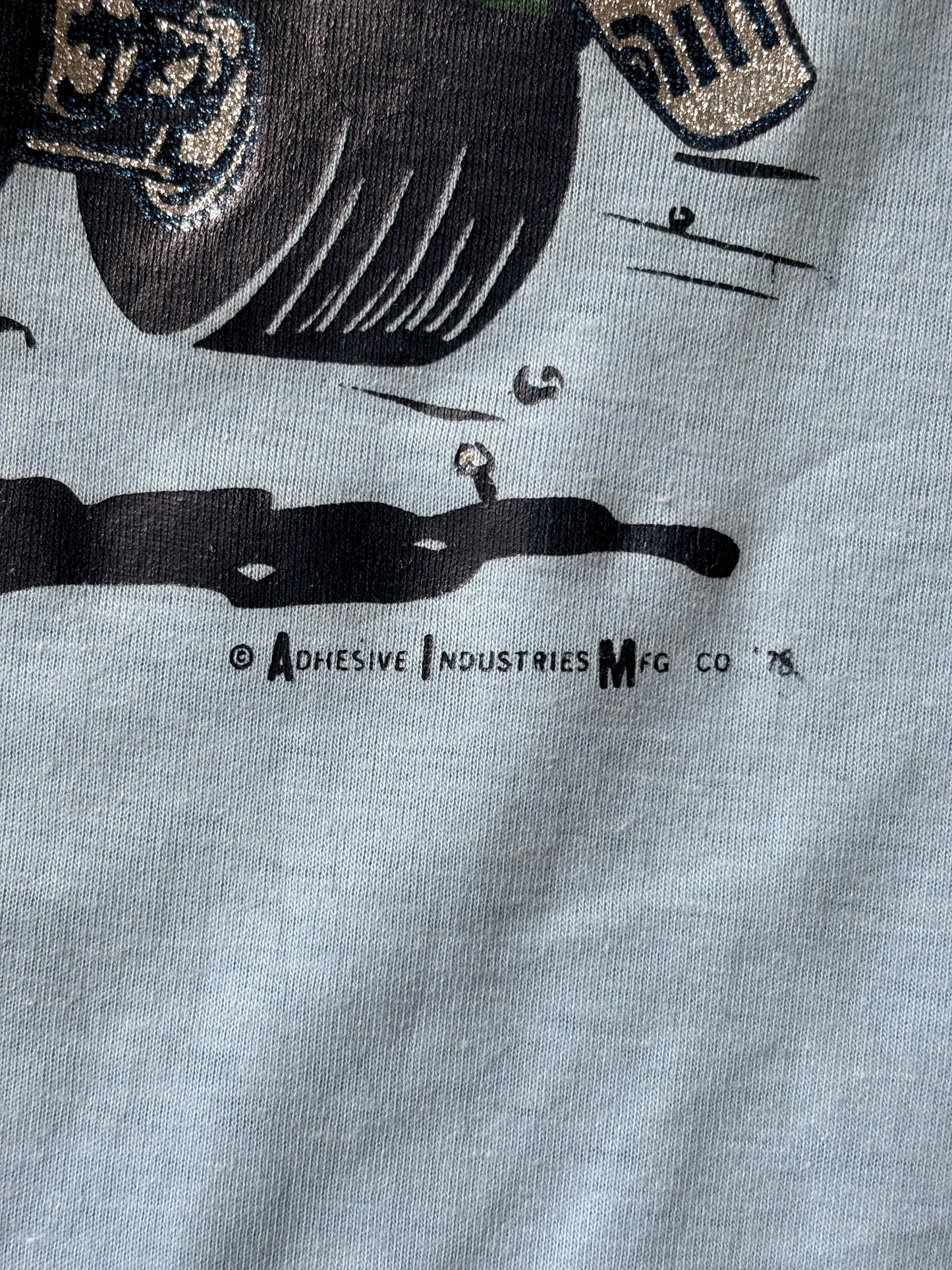 Vintage 1978 “Keep on Layin” t-shirt with 70s van graphic and funny carpet installer theme, size small