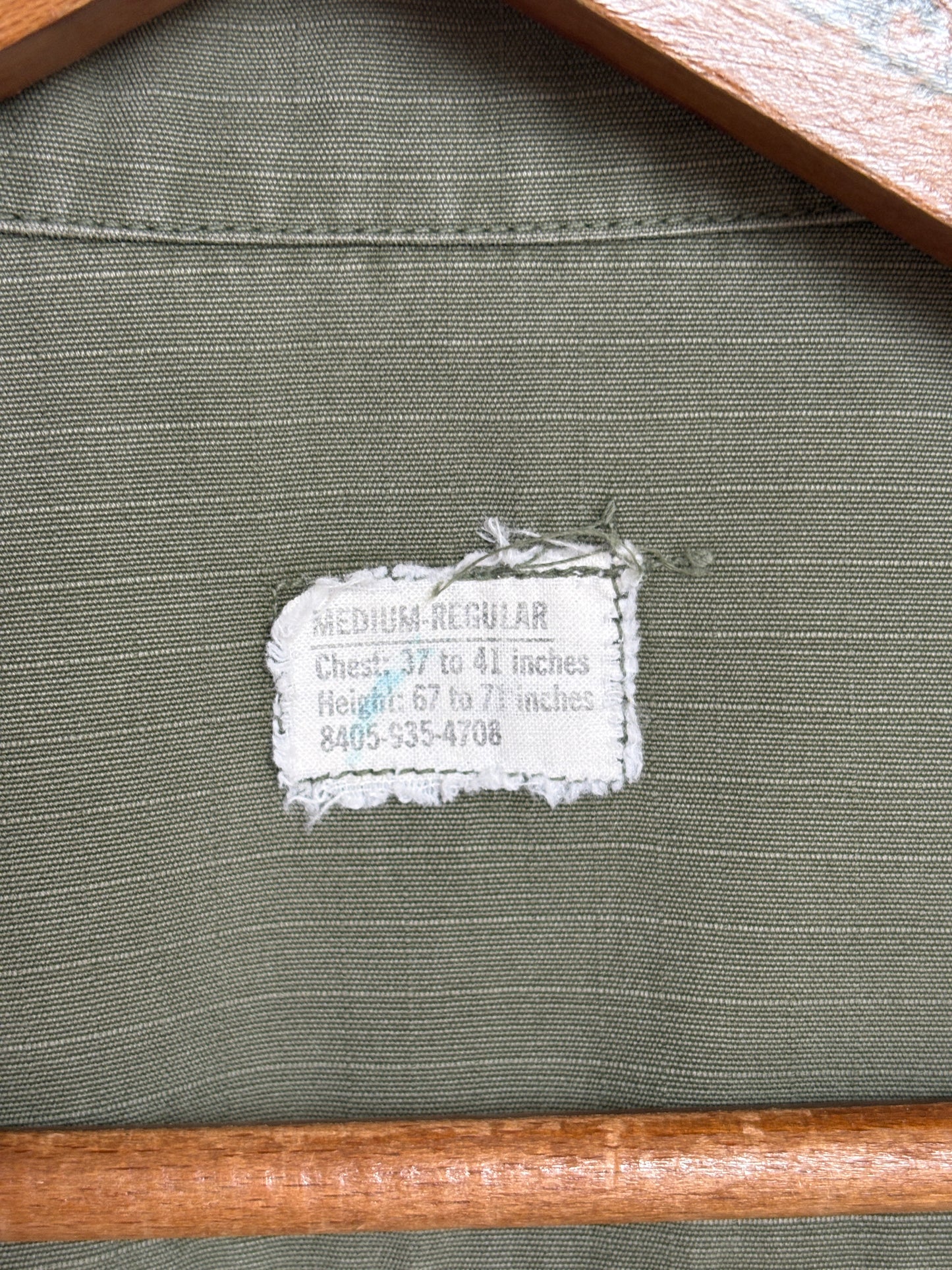 Med Reg. Authentic 1969 US Army vintage Vietnam jungle jacket. Military