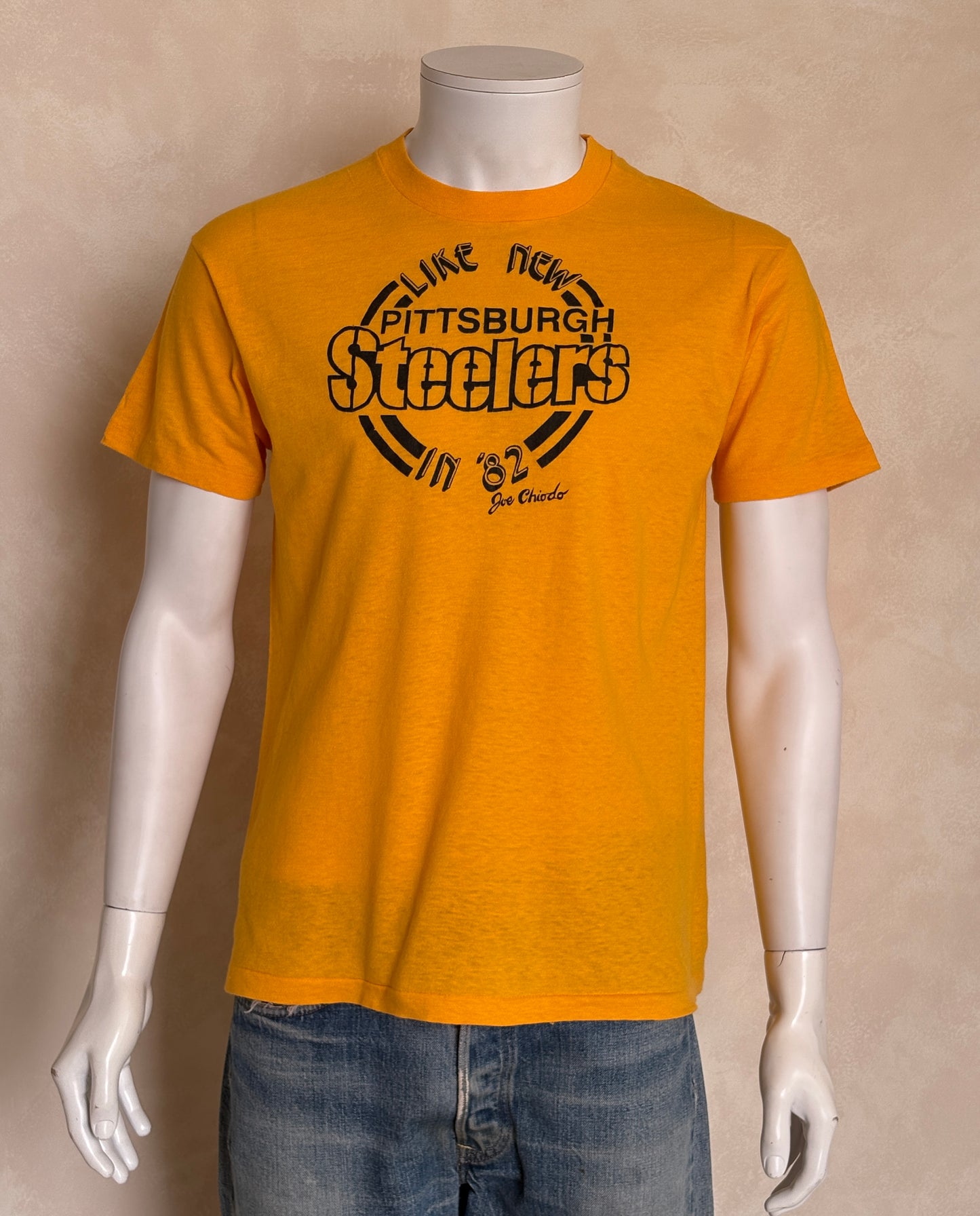 Vintage 1982 Pittsburgh Steelers t-shirt made in USA with classic team logo, size large