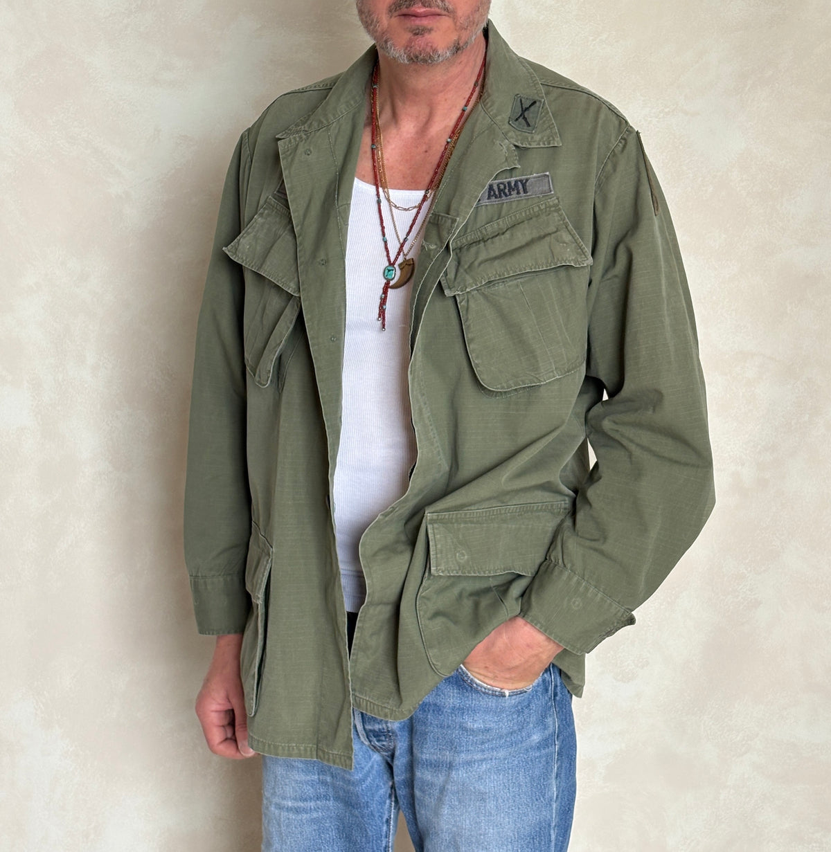 Med Reg. Authentic 1970 US Army Vintage Vietnam jungle jacket.-AJ357 Studio