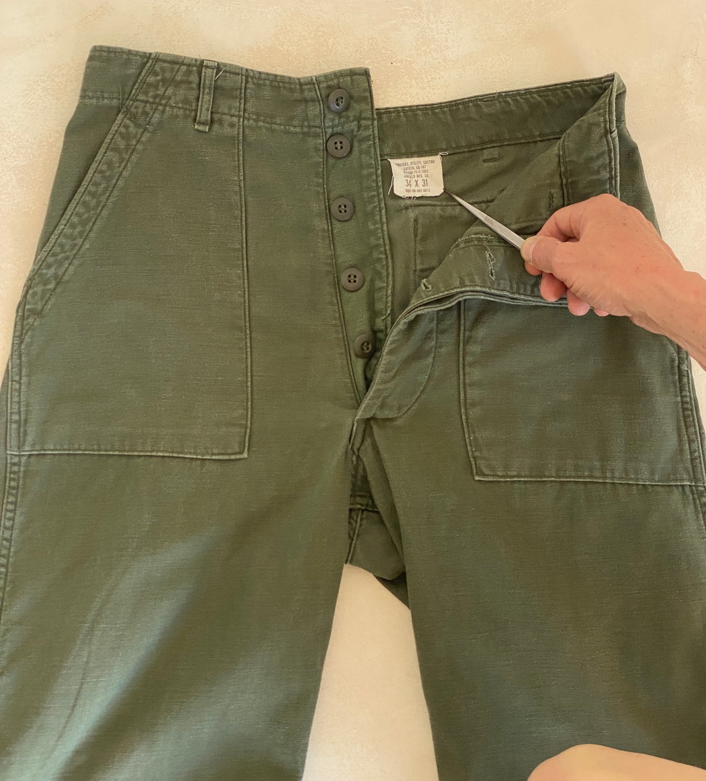34X31. 1975 Authentic US Army Vietnam war era OG-107 Fatigue pants - USA Vintage Bcn