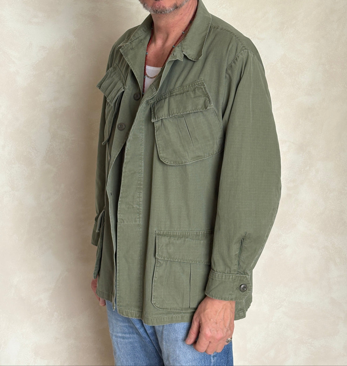 Med Reg. Authentic Third Pattern 1968 US Army Vintage Vietnam jungle jacket.-AJ357 Studio