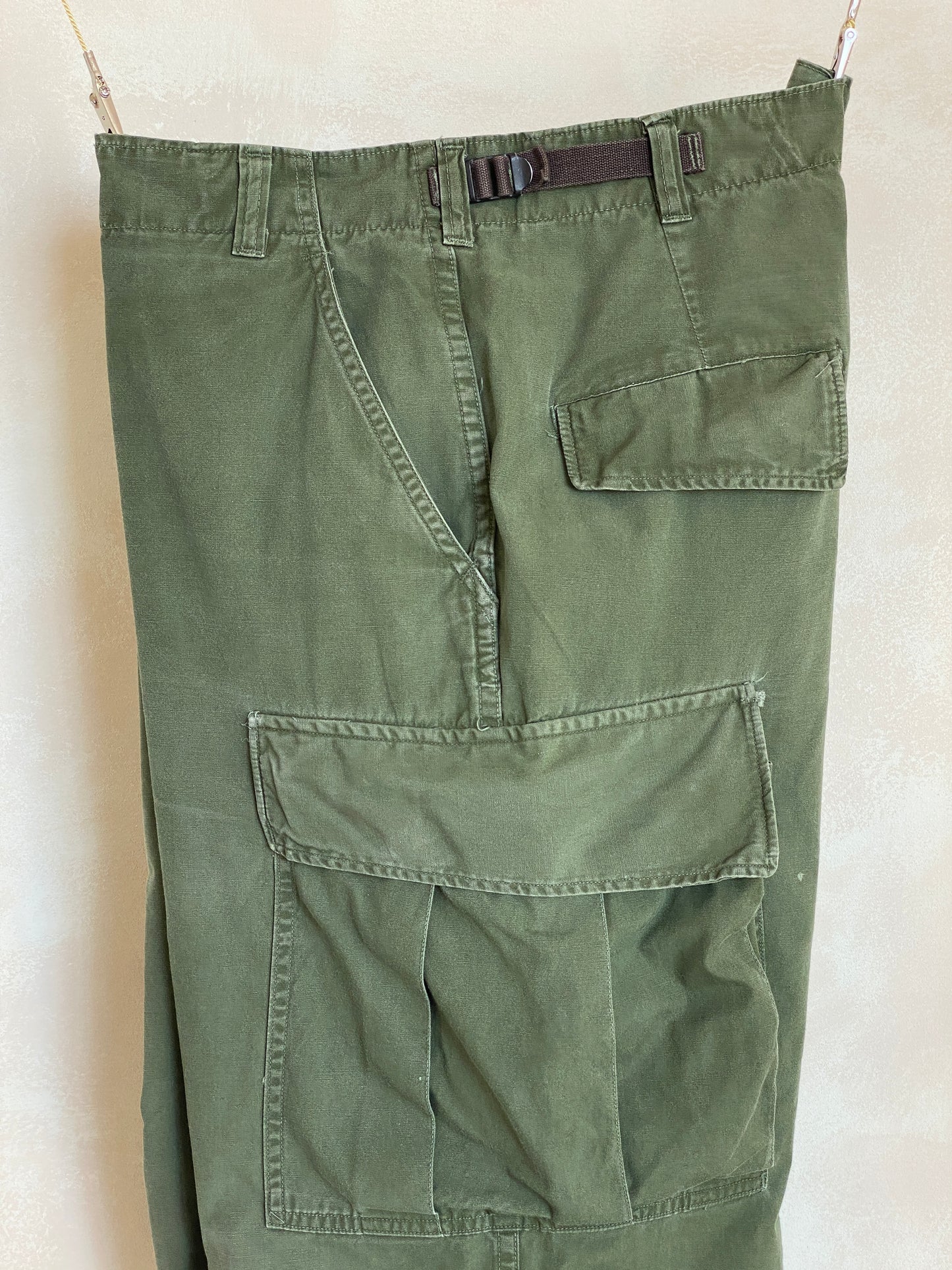 Med Reg. 1967 Authentic poplin US Army Vietnam war era OG-107 jungle pants - USA Vintage Bcn