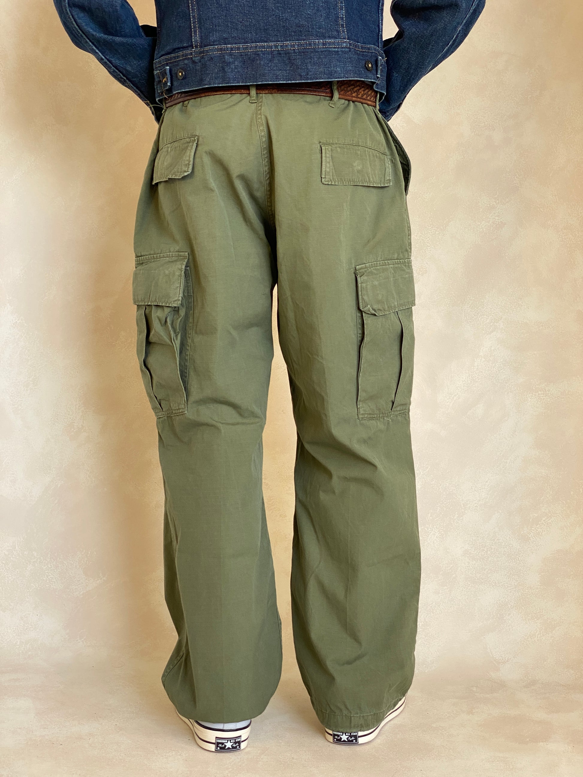 Large Reg. 1968 Authentic US Army Vietnam war era OG-107 jungle pants - USA Vintage Bcn