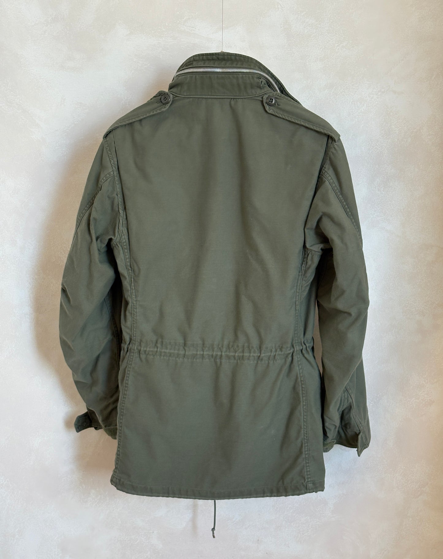 Small Long. Authentic Alpha Industries 1969 US Army M-65 Field Jacket – OG-107 – Vintage Military Issue - USA Vintage Bcn