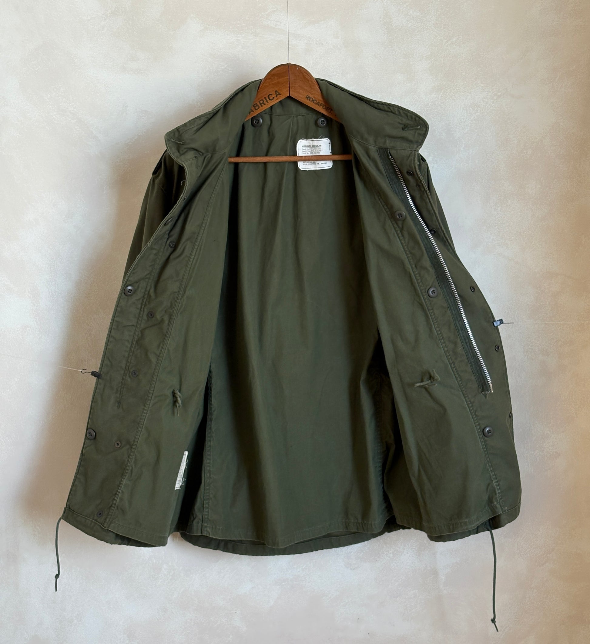 Med Reg. Authentic Alpha Industries 1969 US Army M-65 Field Jacket – OG-107 – Vintage Military Issue - USA Vintage Bcn