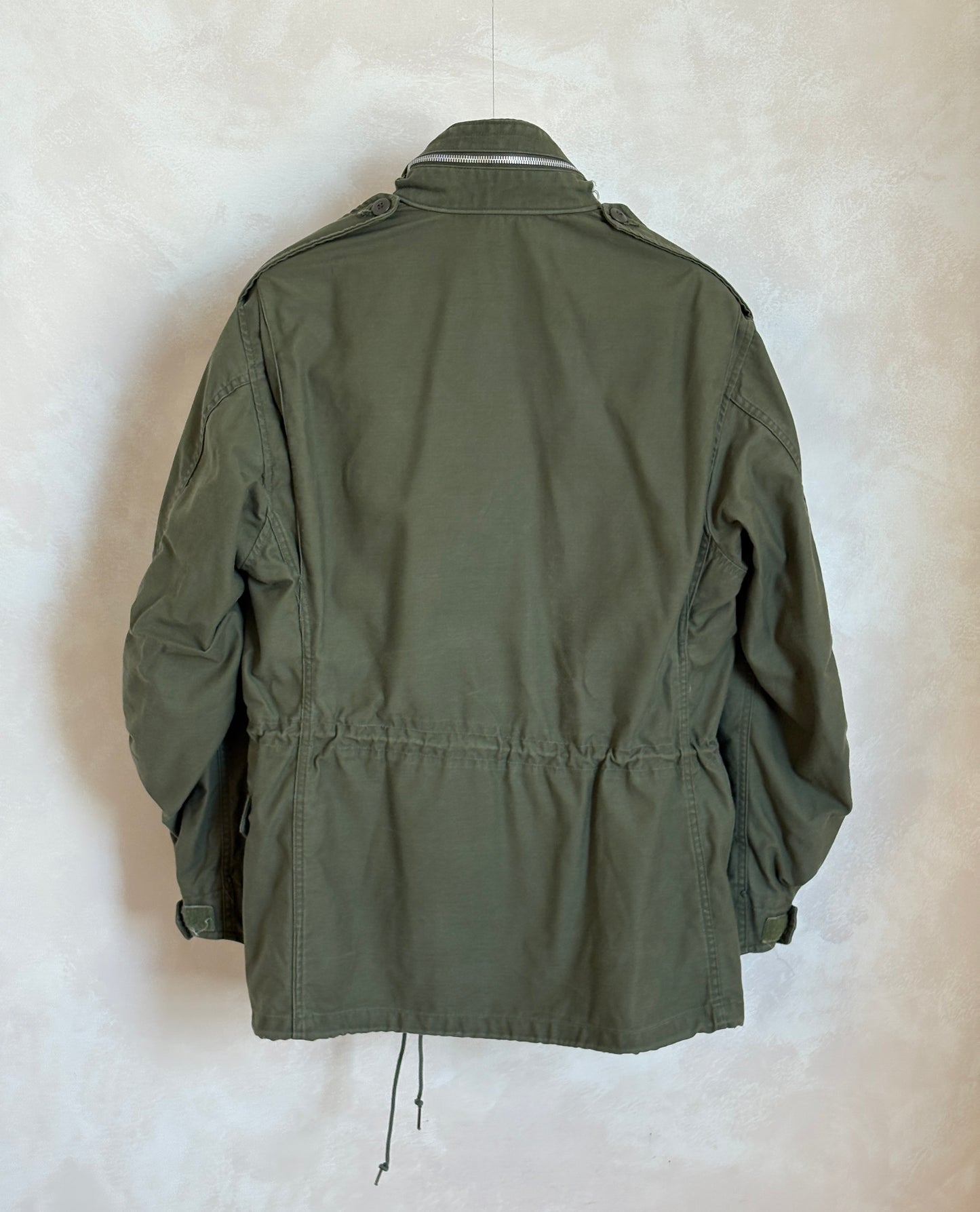 Med Reg. Authentic Alpha Industries 1969 US Army M-65 Field Jacket – OG-107 – Vintage Military Issue - USA Vintage Bcn