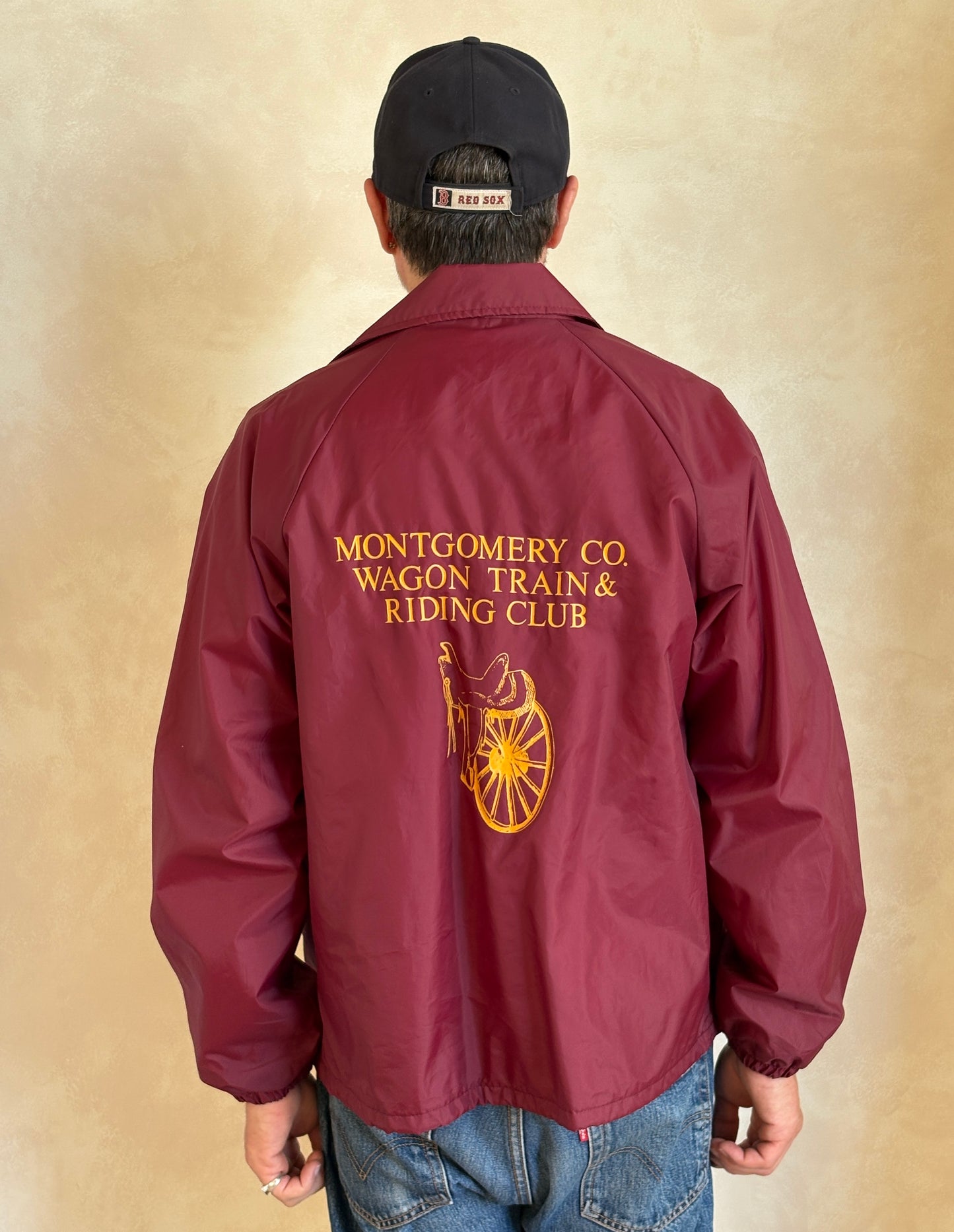Size Med. Vintage 80s windbreaker made in USA - USA Vintage Bcn