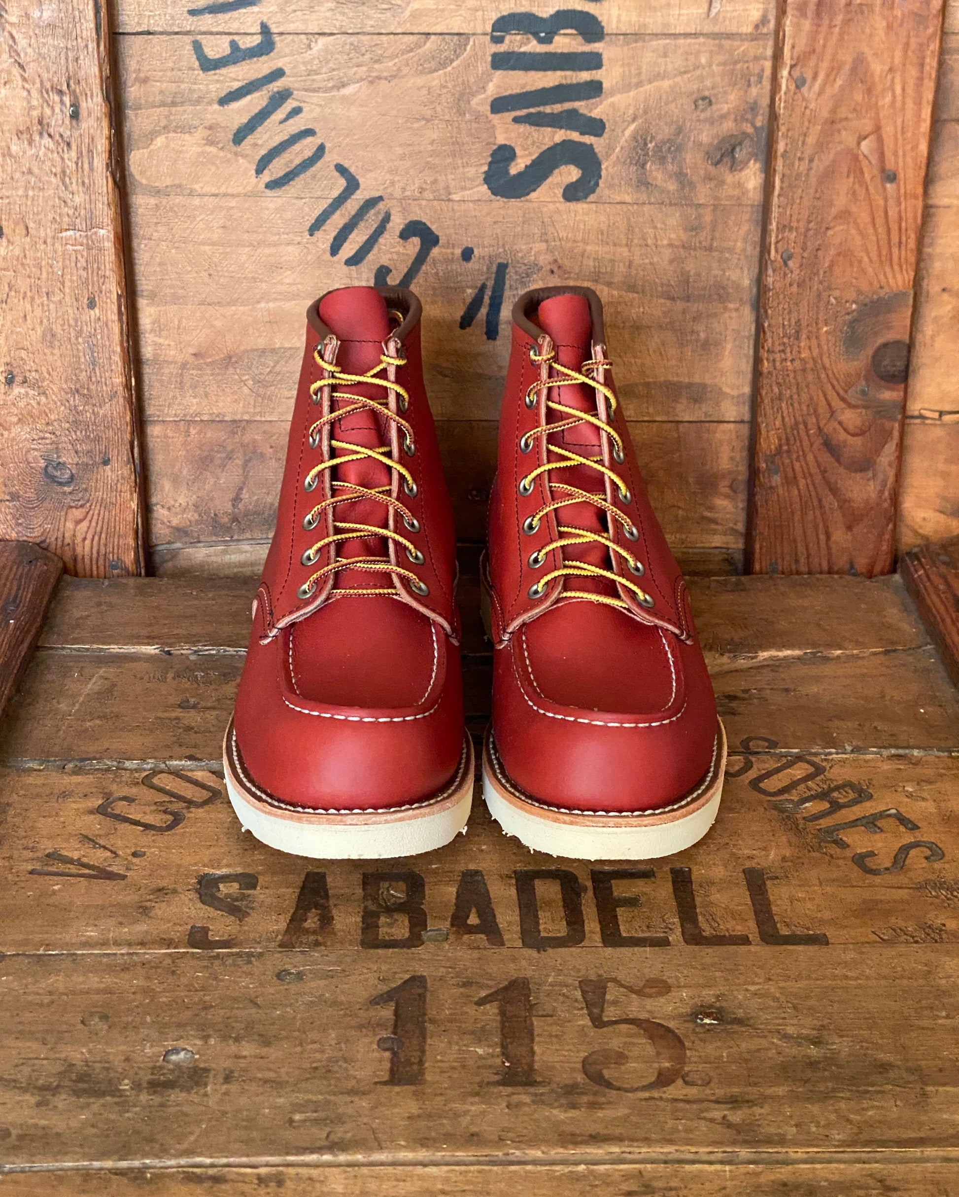 Red Wing 8131 Moc Toe Brown Boots - Size 9.5E (42.5 EU) | Made in USA (Second) | USA Vintage BCN