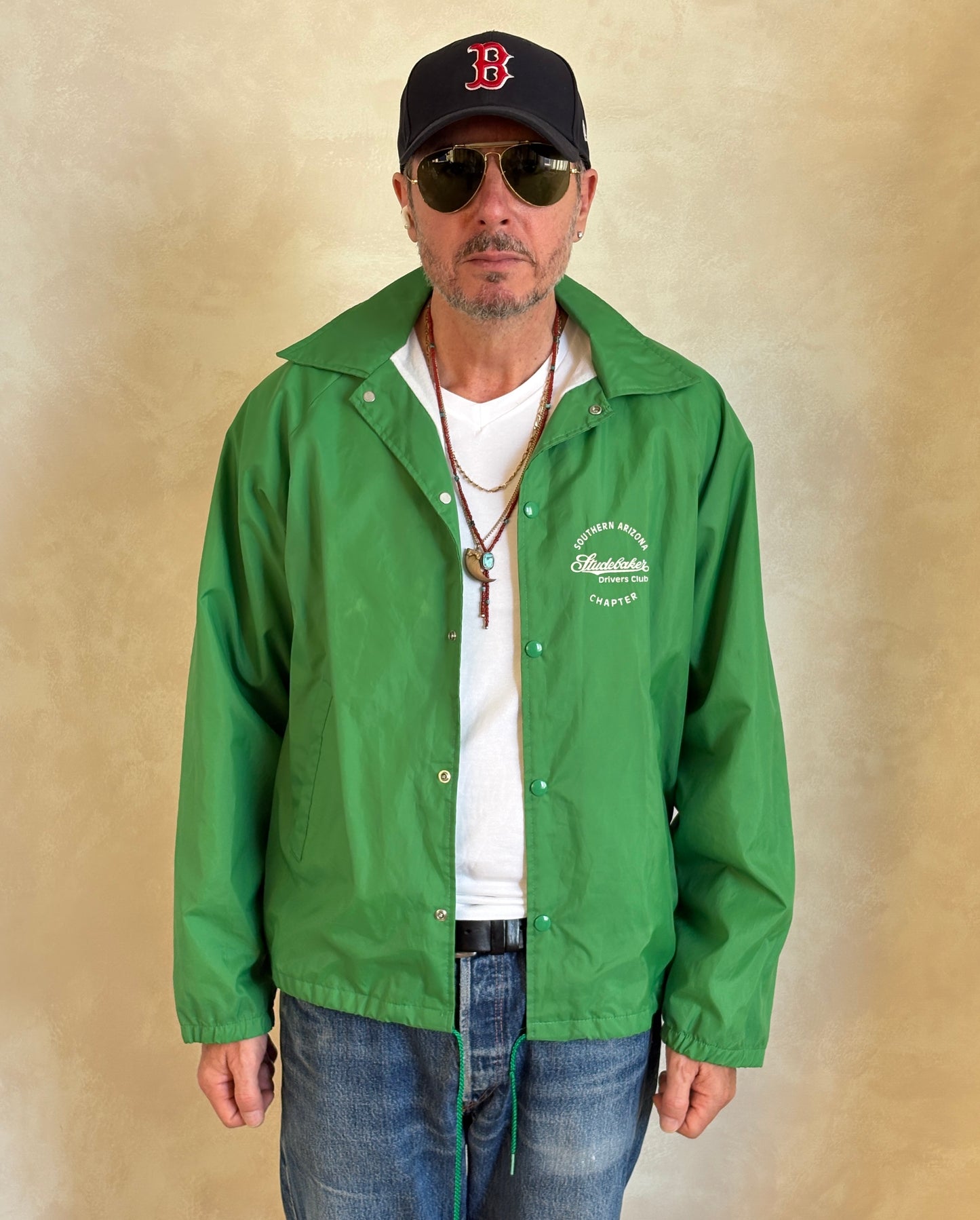 Size Med. Vintage 80s windbreaker Made in USA - USA Vintage Bcn