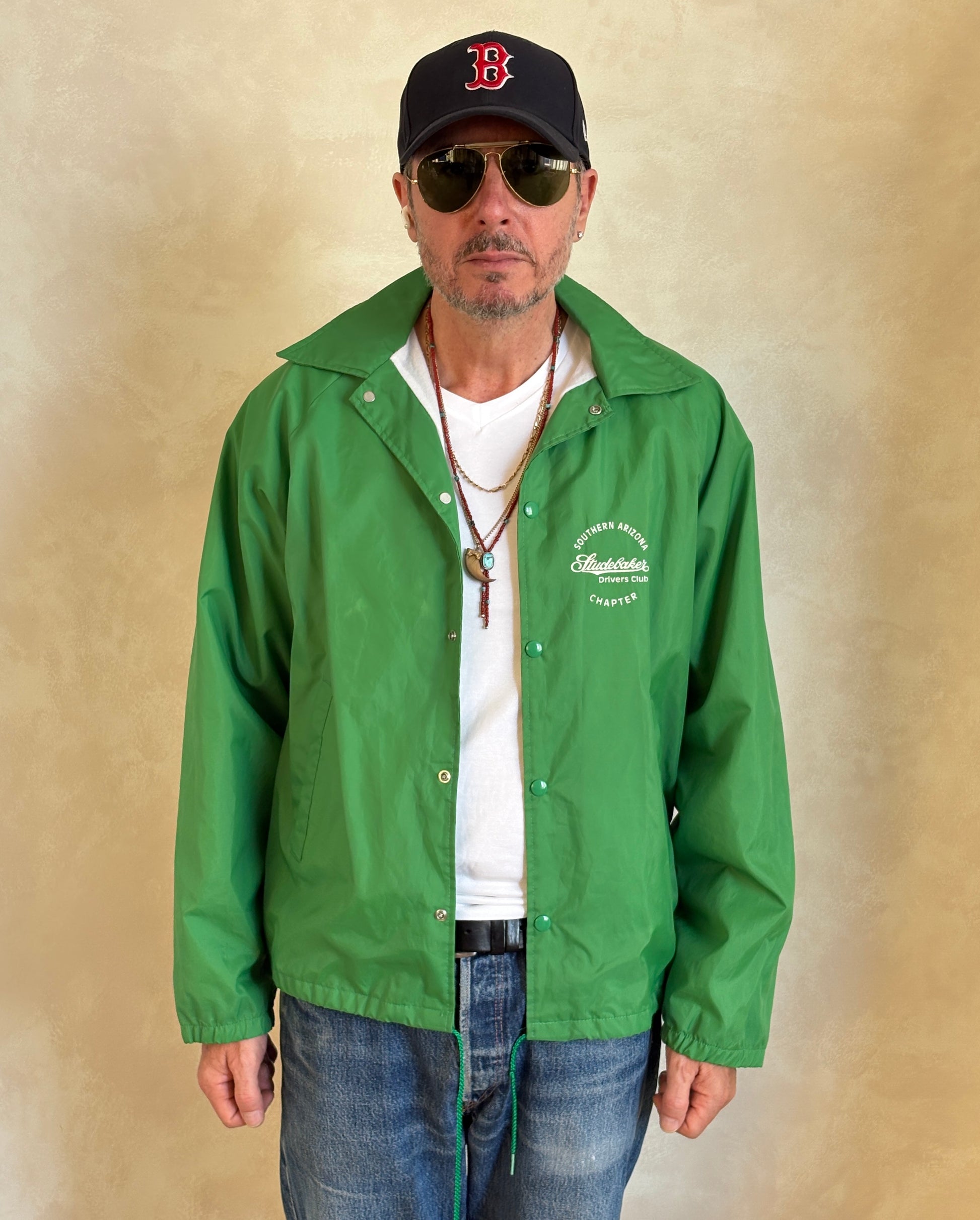 Size Med. Vintage 80s windbreaker Made in USA - USA Vintage Bcn