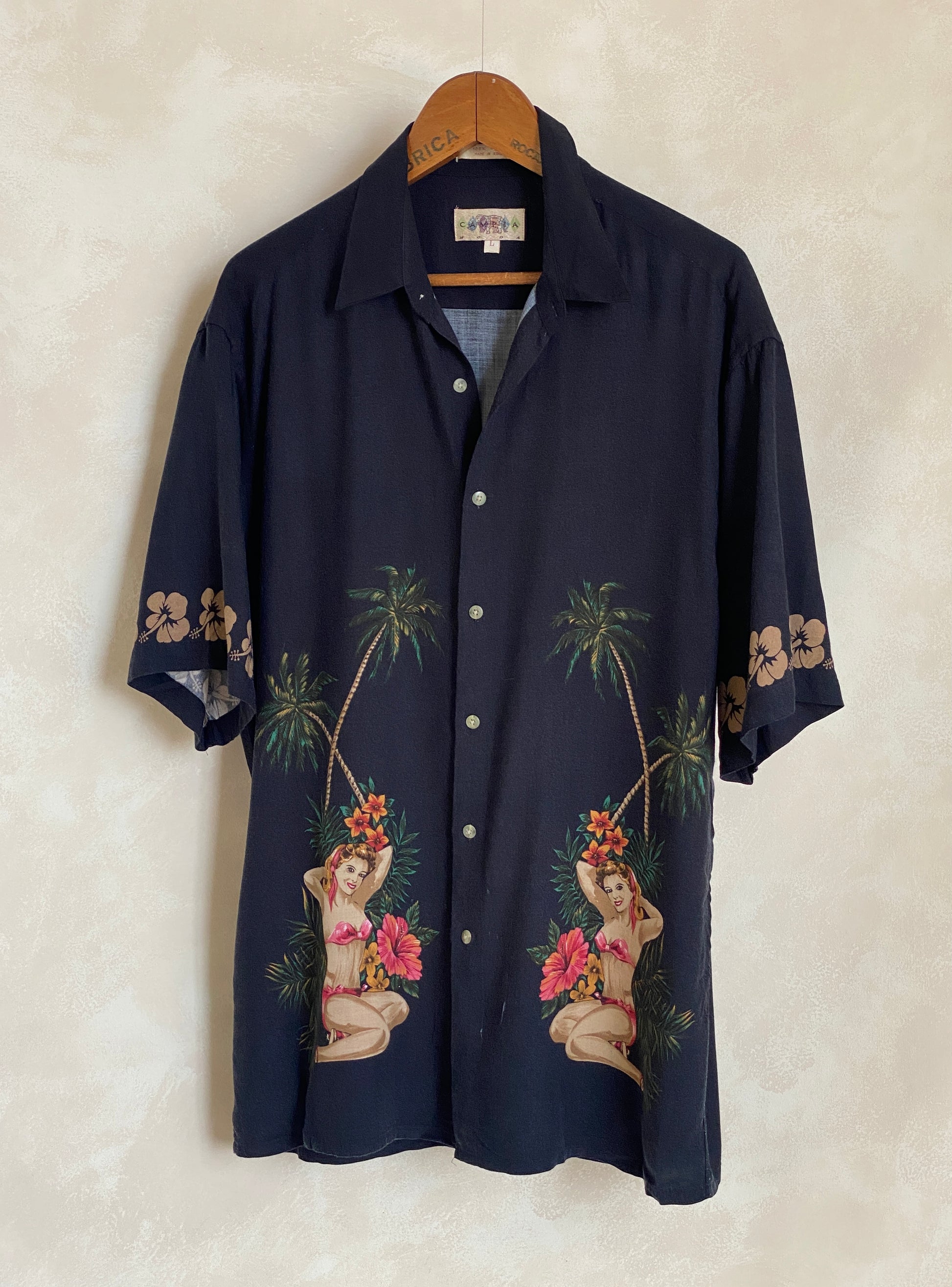 Size Large. Vintage 90s Hawaiian shirt - USA Vintage Bcn