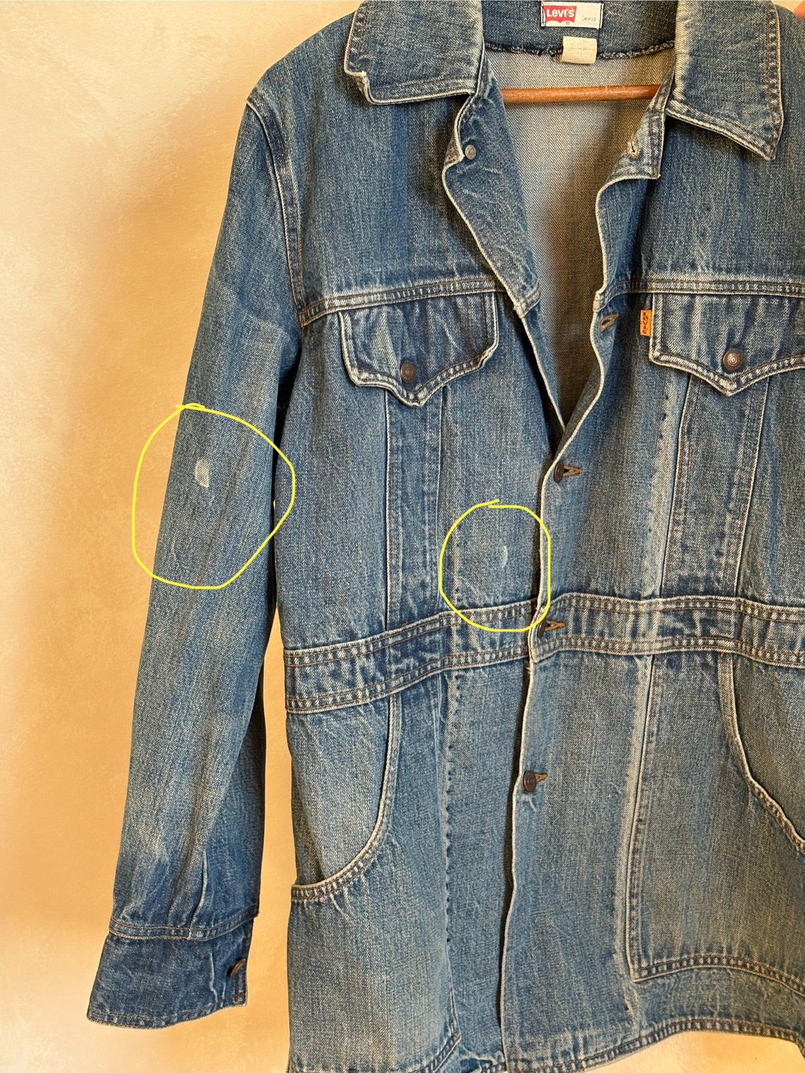 Size Large . Vintage 70s long Levis jacket Made in USA. - USA Vintage Bcn