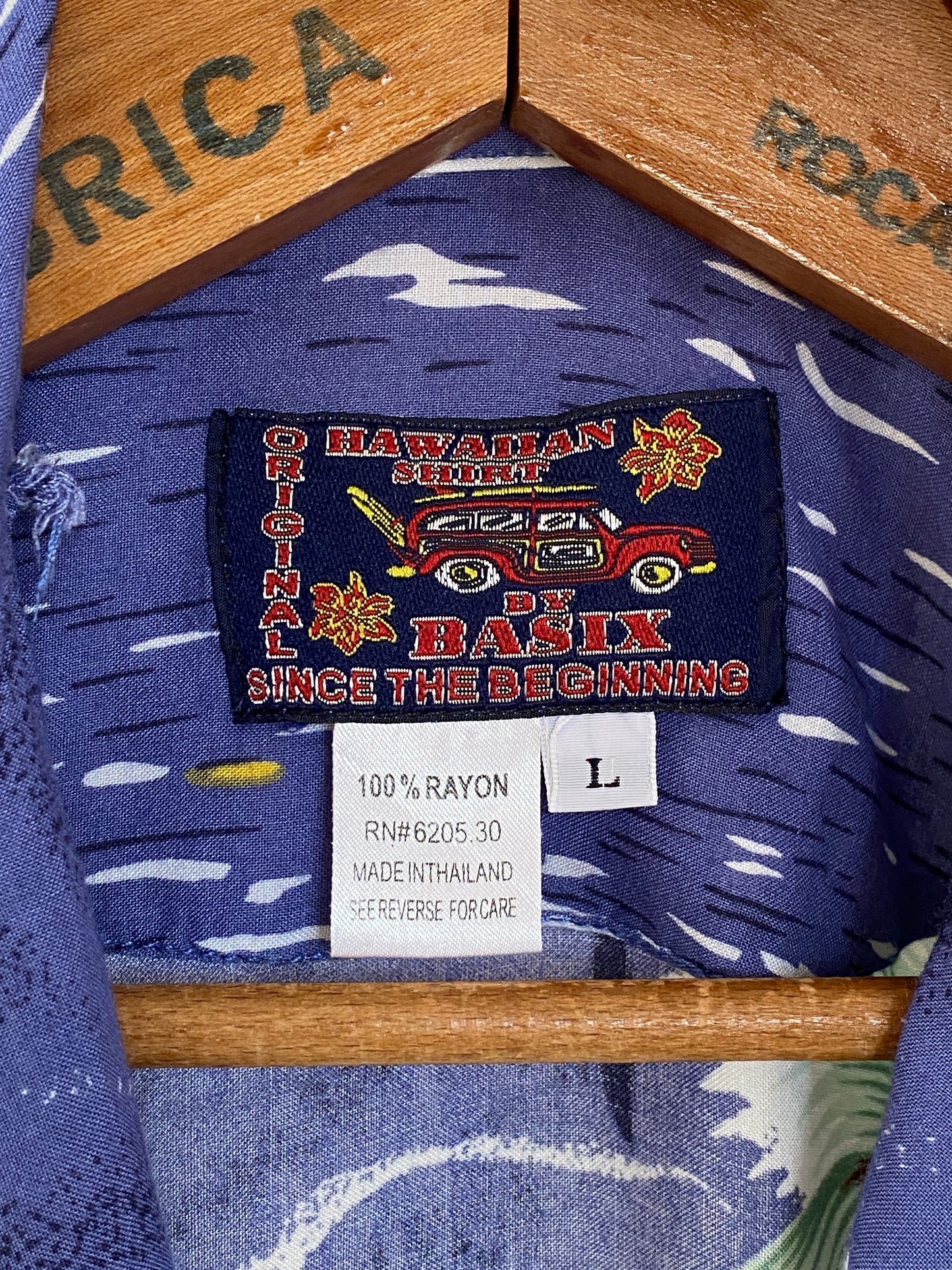 Size Large. Vintage 90s Hawaiian shirt - USA Vintage Bcn