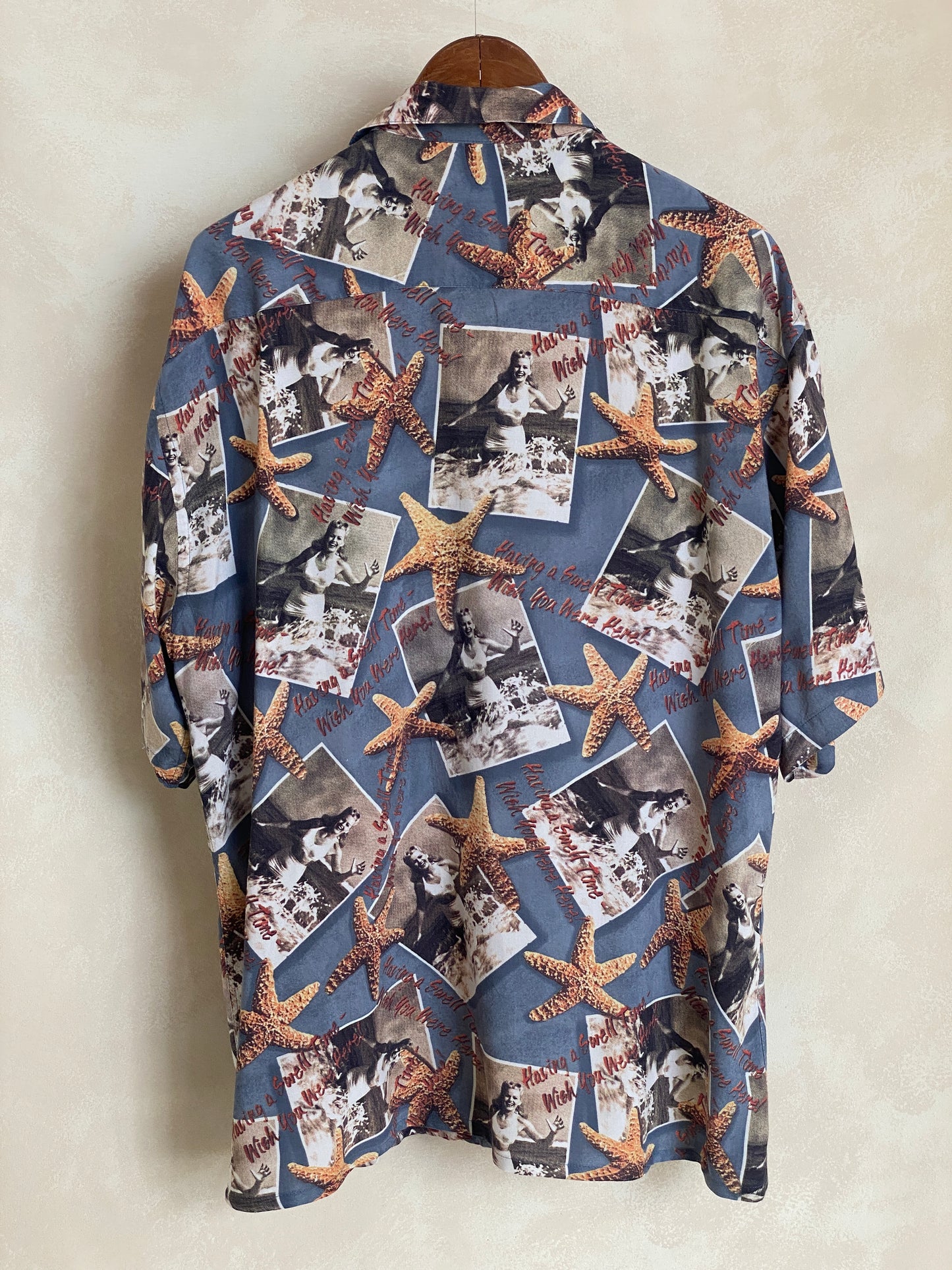Size Large. Vintage 90s Hawaiian shirt - USA Vintage Bcn
