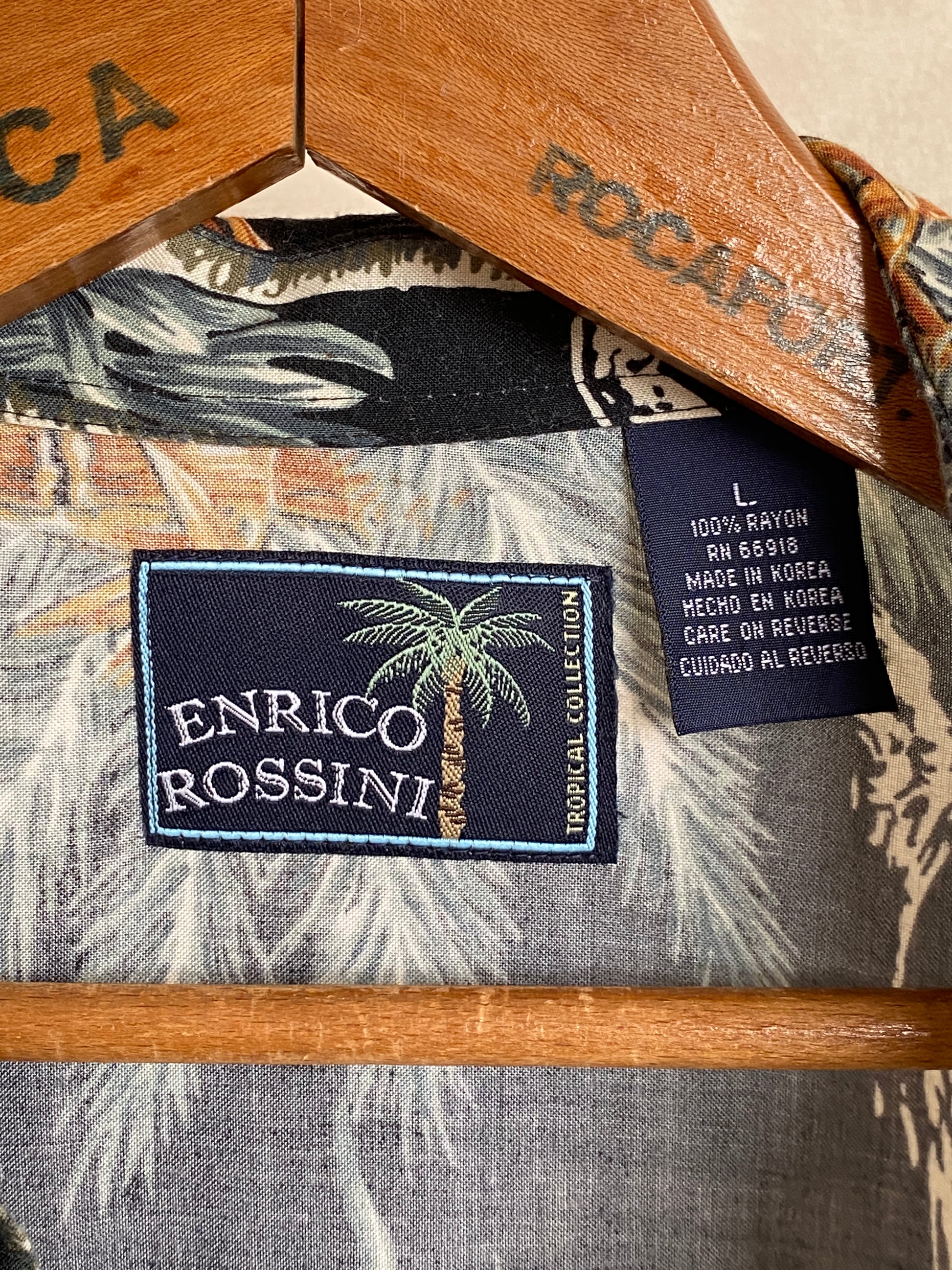 Size Small. Vintage 90s Hawaiian shirt - USA Vintage Bcn