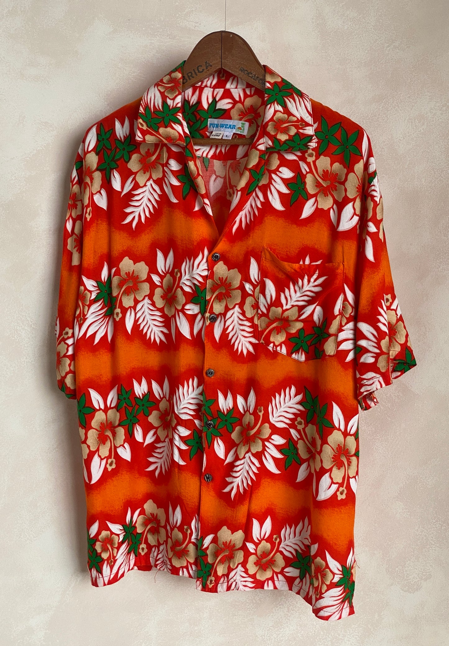 Size Large. Vintage 90s Hawaiian shirt - USA Vintage Bcn