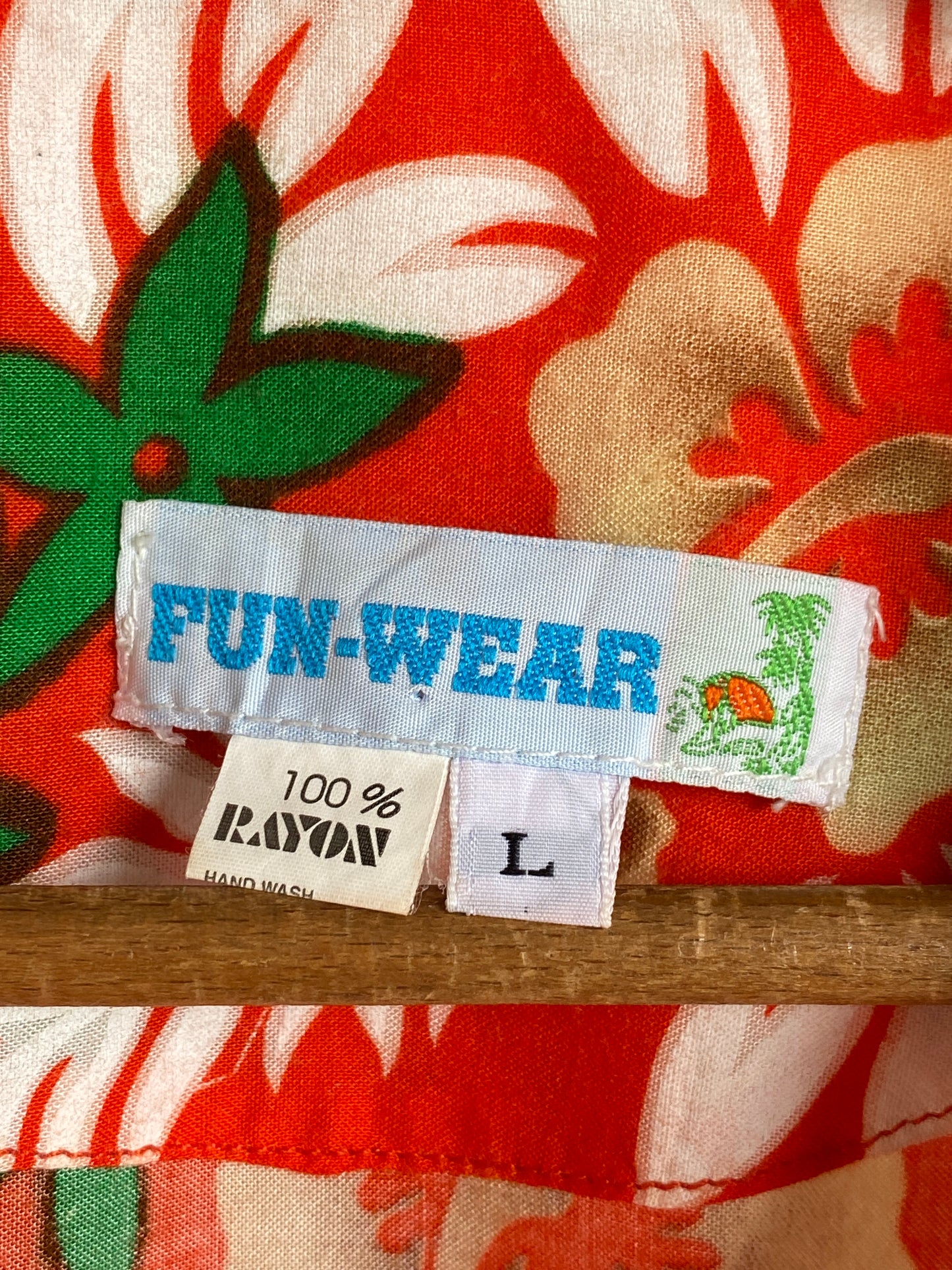 Size Large. Vintage 90s Hawaiian shirt - USA Vintage Bcn
