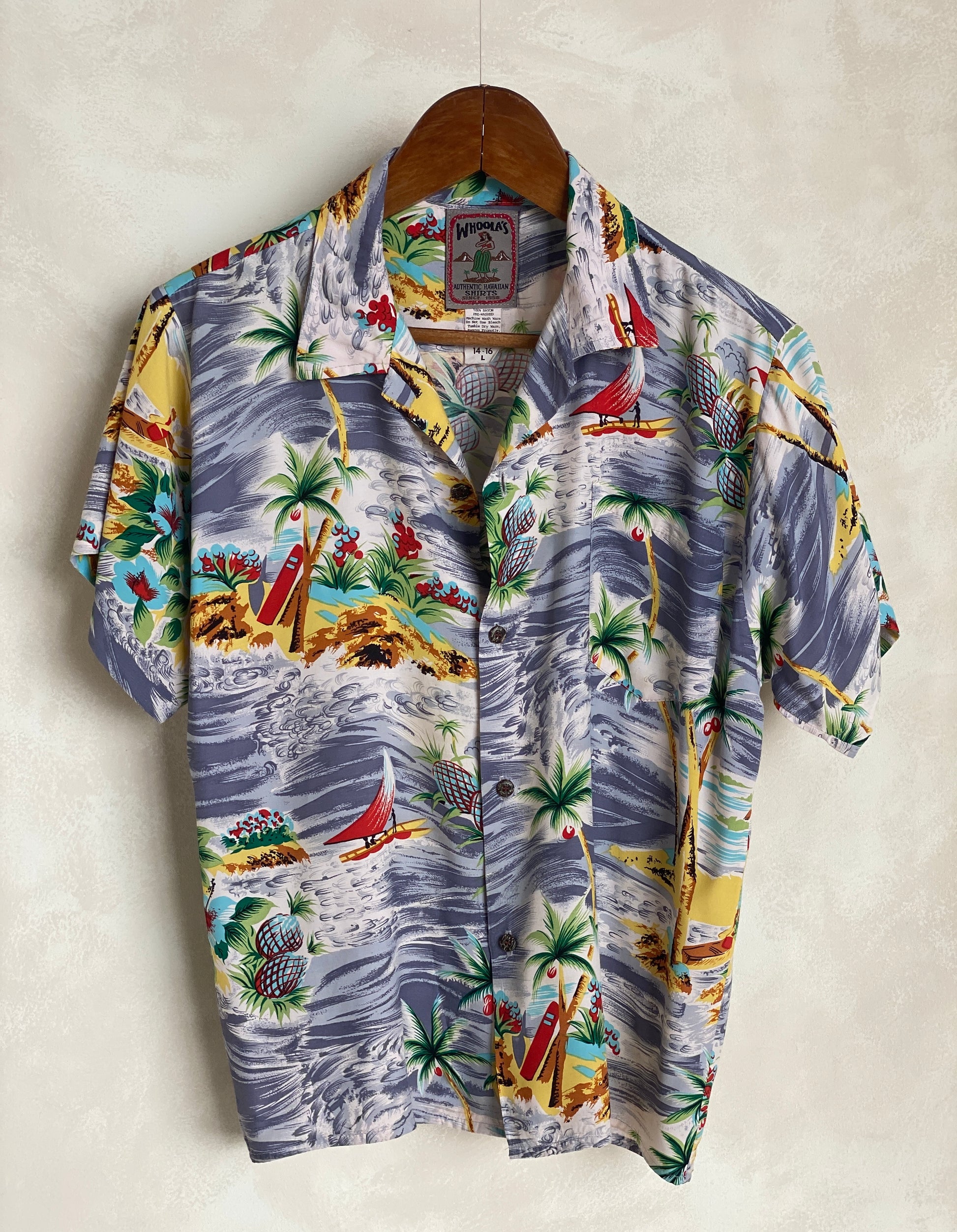 Size 14/16 youth . Vintage 90s Hawaiian shirt - USA Vintage Bcn