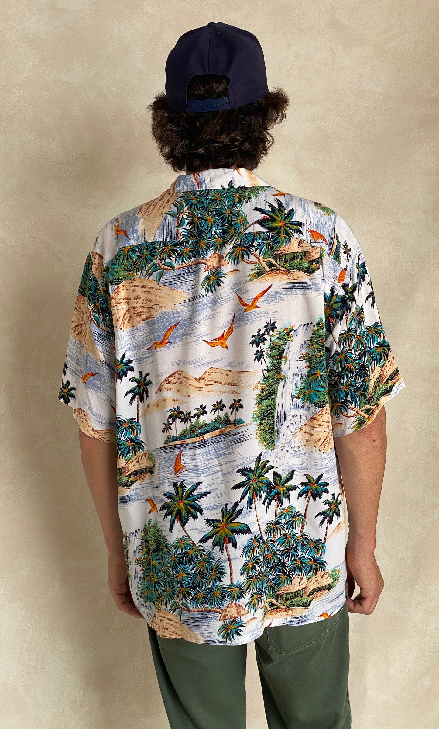 Size Large. Vintage 90s Hawaiian shirt - USA Vintage Bcn