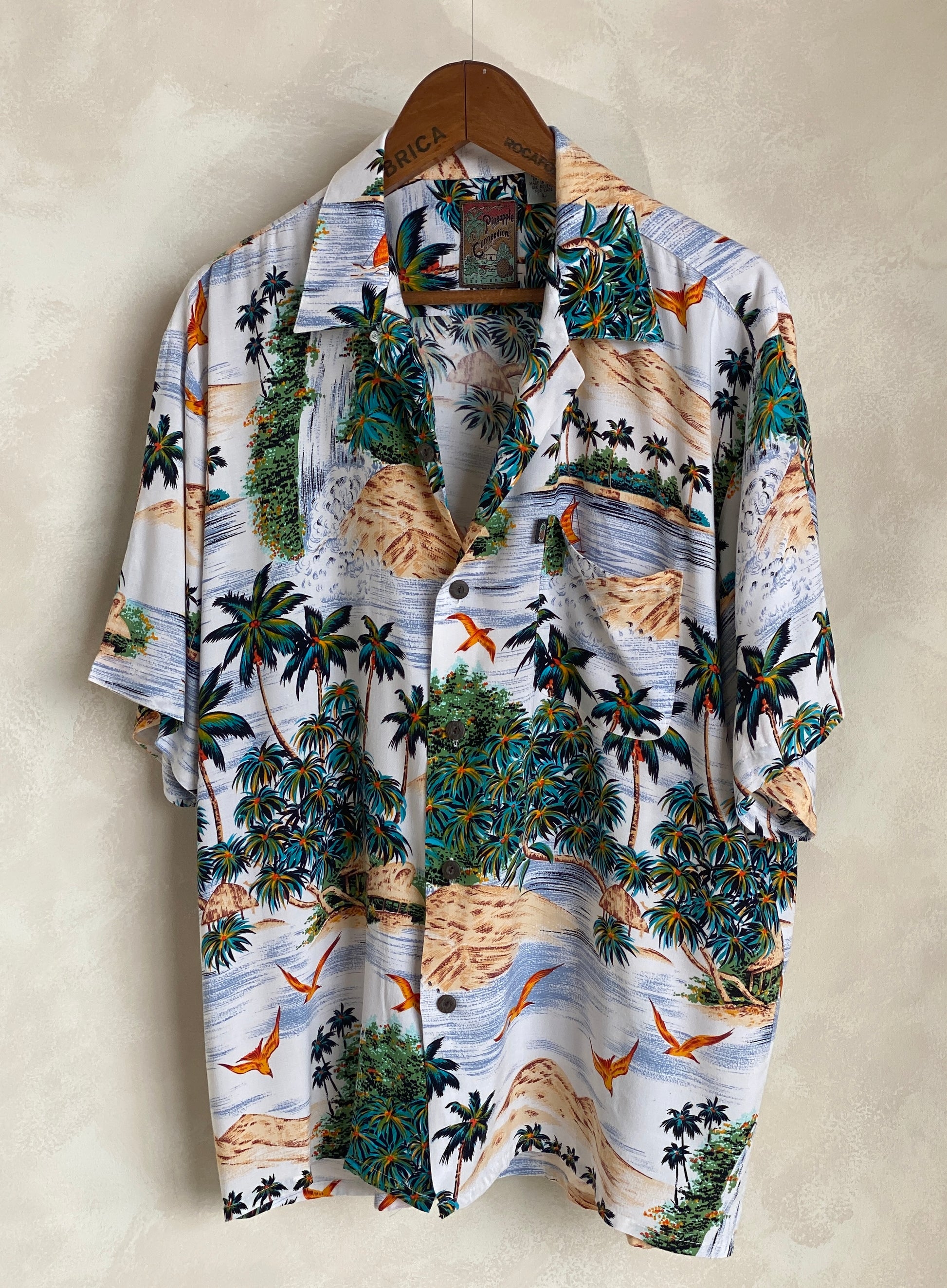 Size Large. Vintage 90s Hawaiian shirt - USA Vintage Bcn
