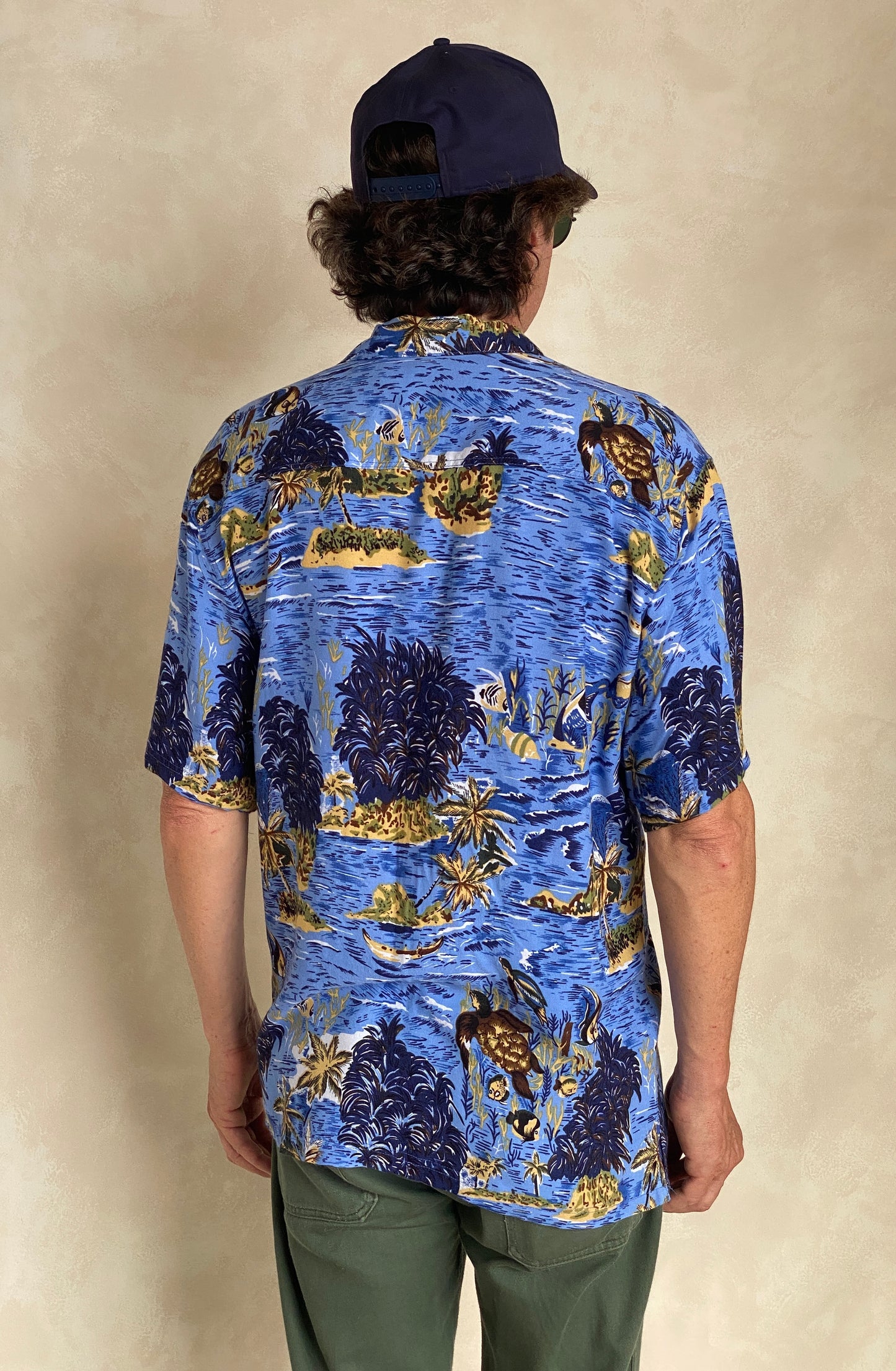 Size Large. Vintage 90s Hawaiian shirt - USA Vintage Bcn