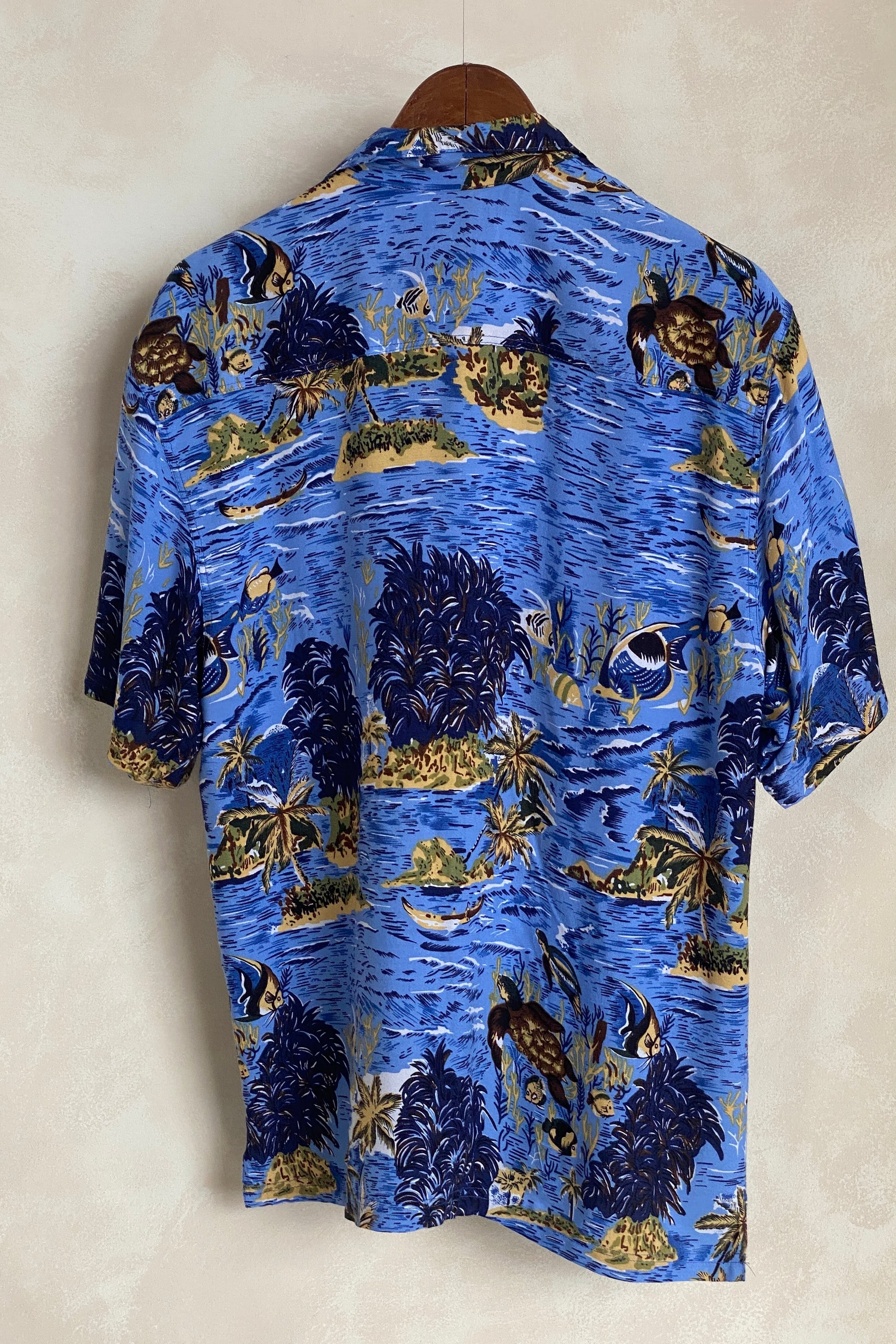 Size Large. Vintage 90s Hawaiian shirt - USA Vintage Bcn
