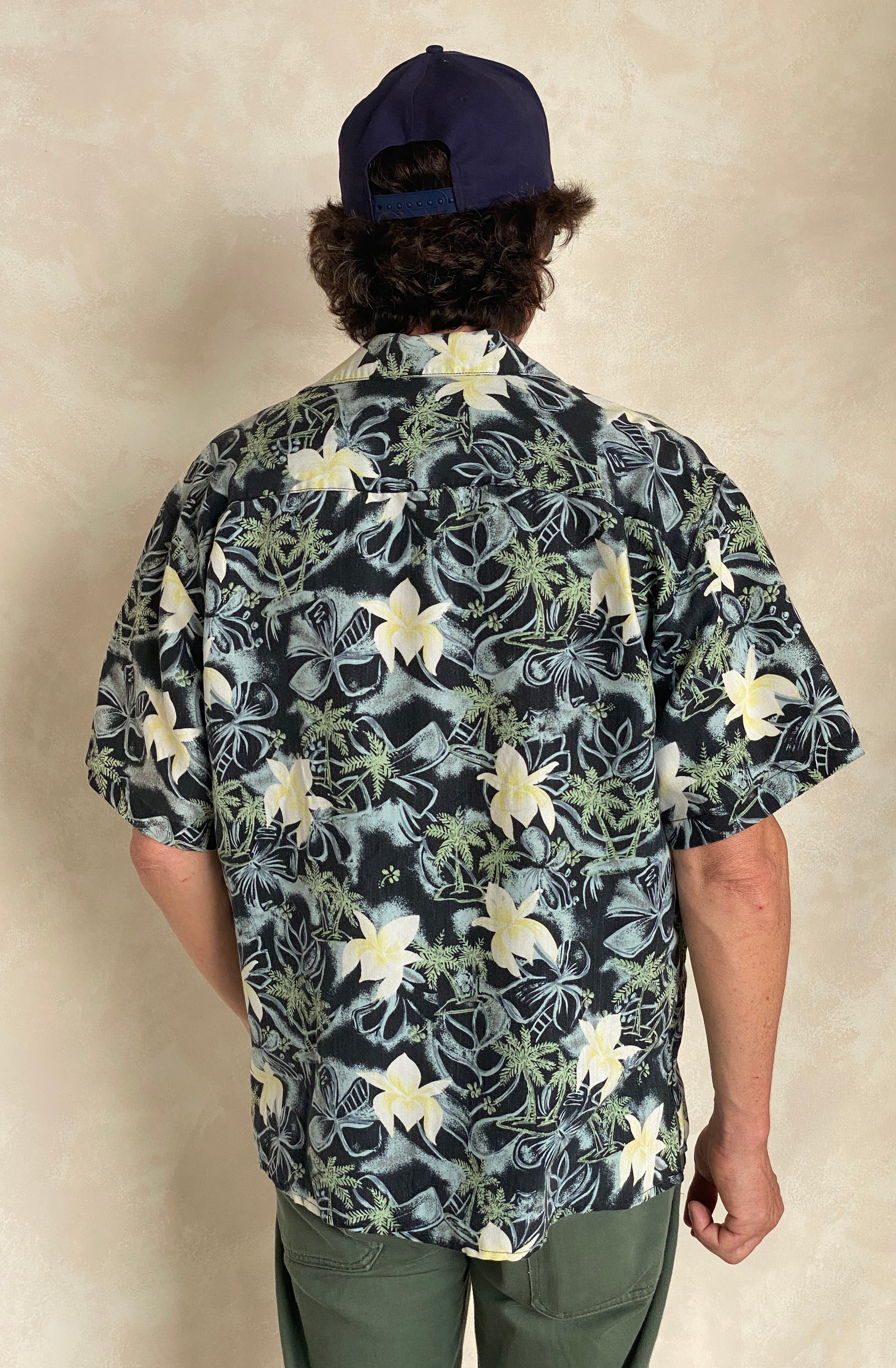 Size Large. Vintage 90s Hawaiian shirt - USA Vintage Bcn