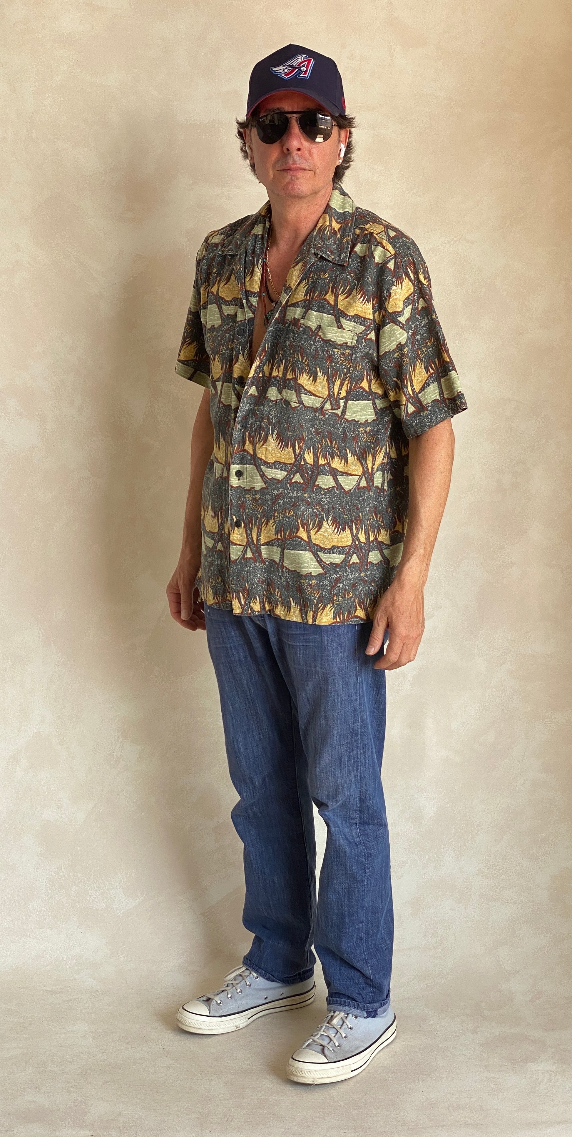 Size Large. Vintage 90s Silk Hawaiian shirt - USA Vintage Bcn
