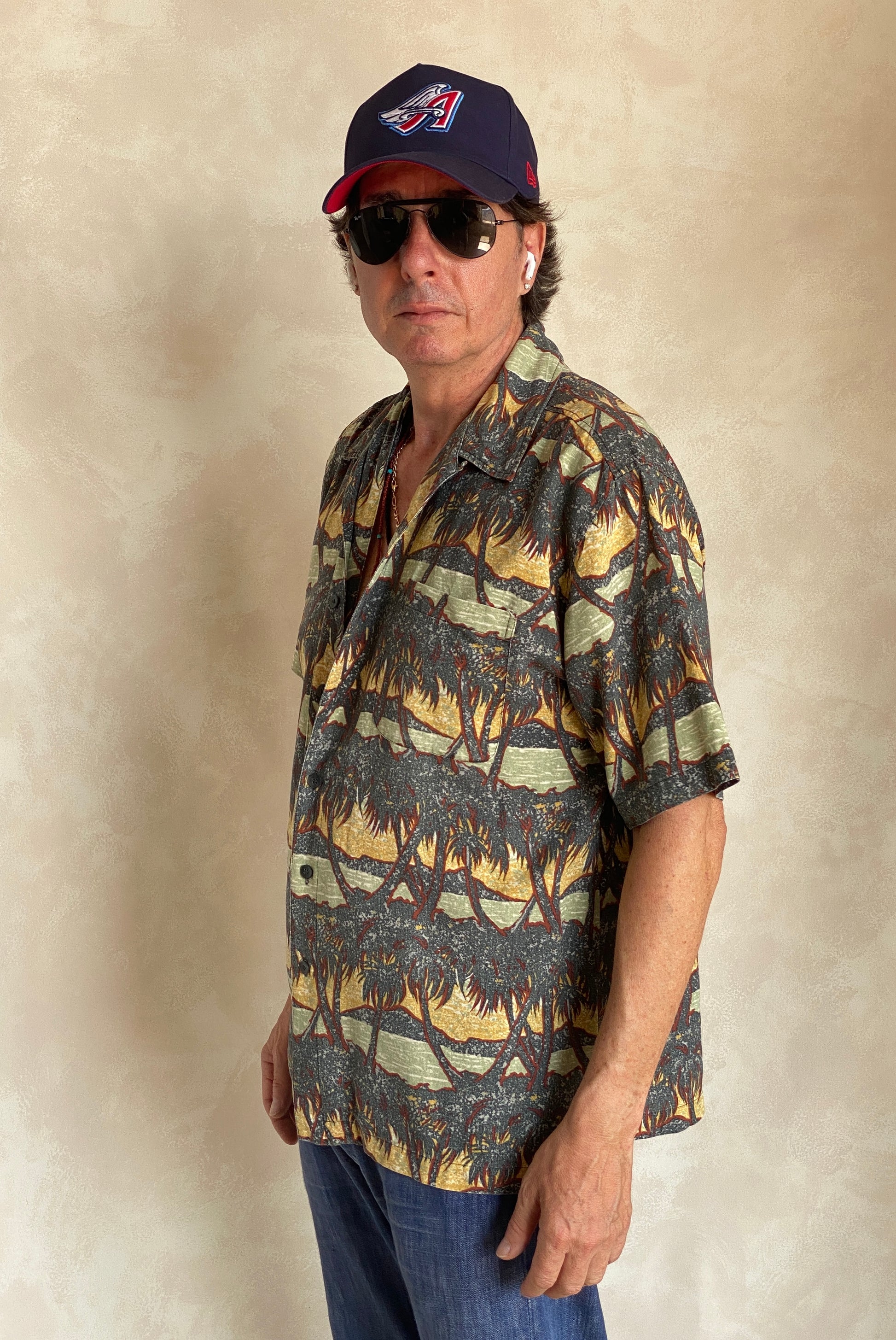 Size Large. Vintage 90s Silk Hawaiian shirt - USA Vintage Bcn