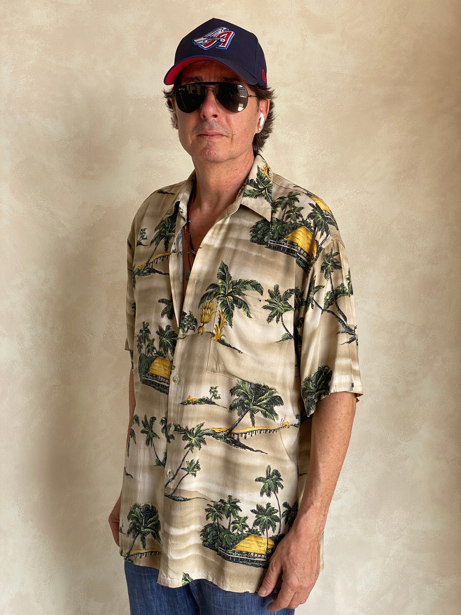 Size Large. Vintage 90s Rayon Hawaiian shirt - USA Vintage Bcn